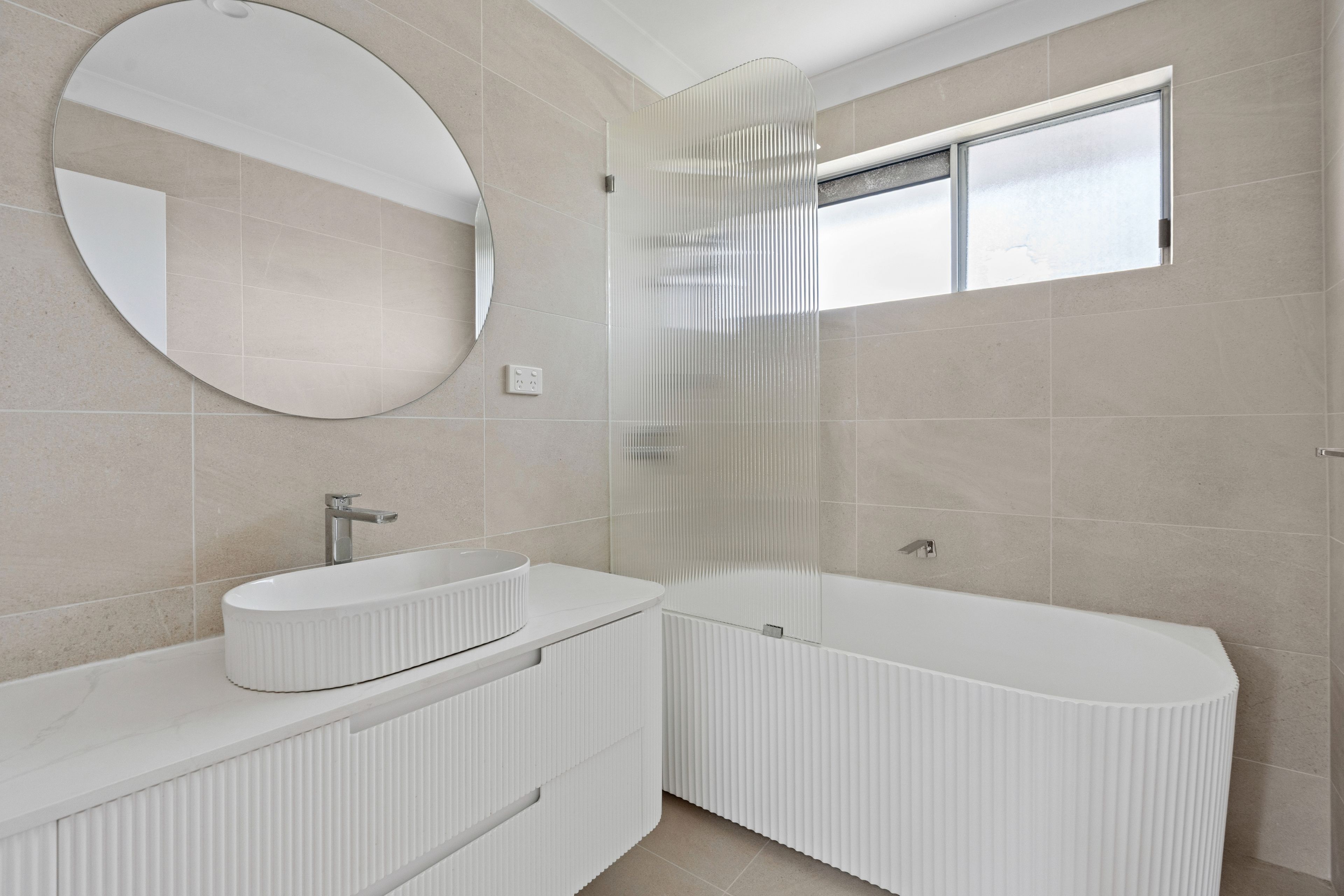 34 Vales Road — photo 8 of 13