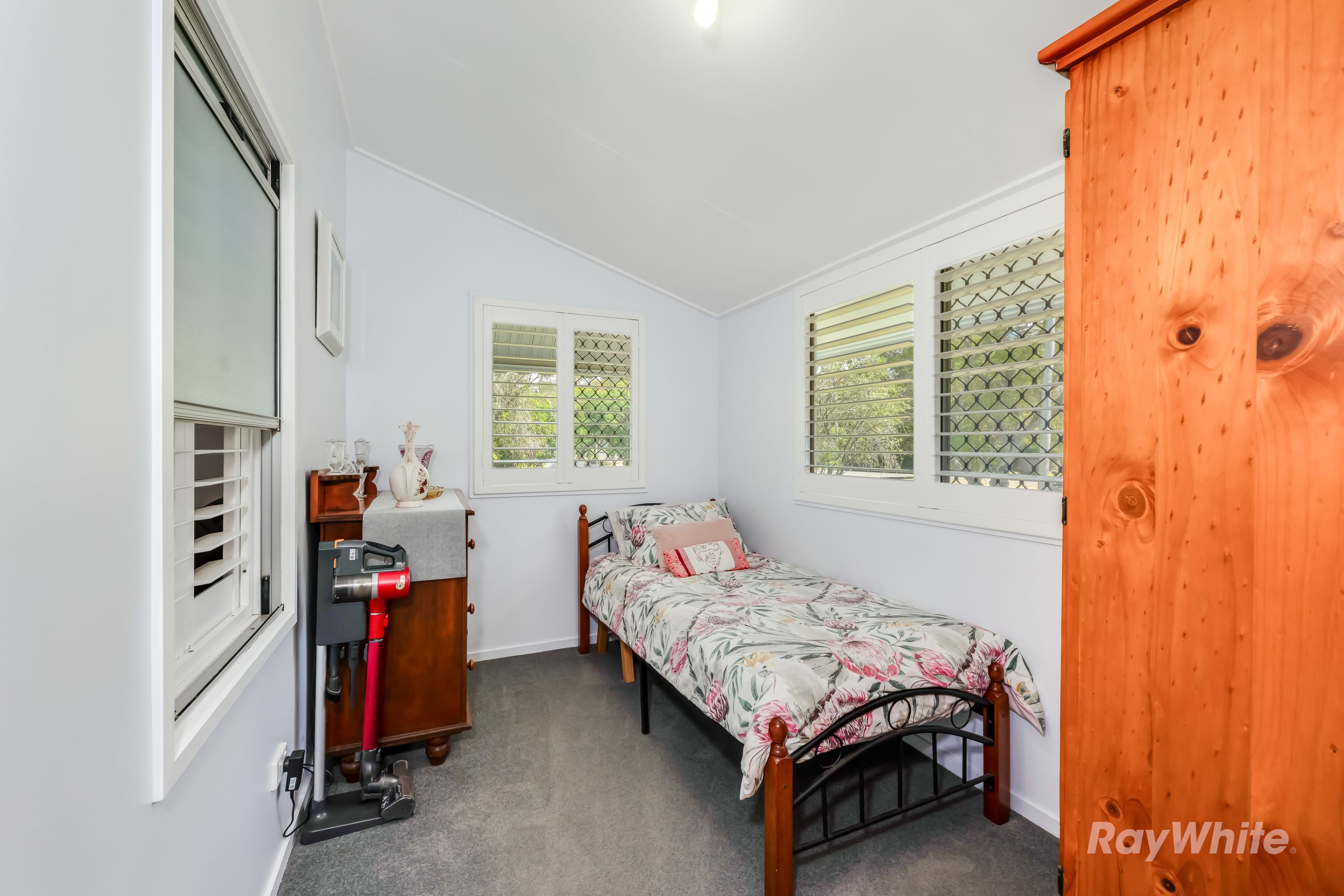 8 George Street — photo 12 of 30