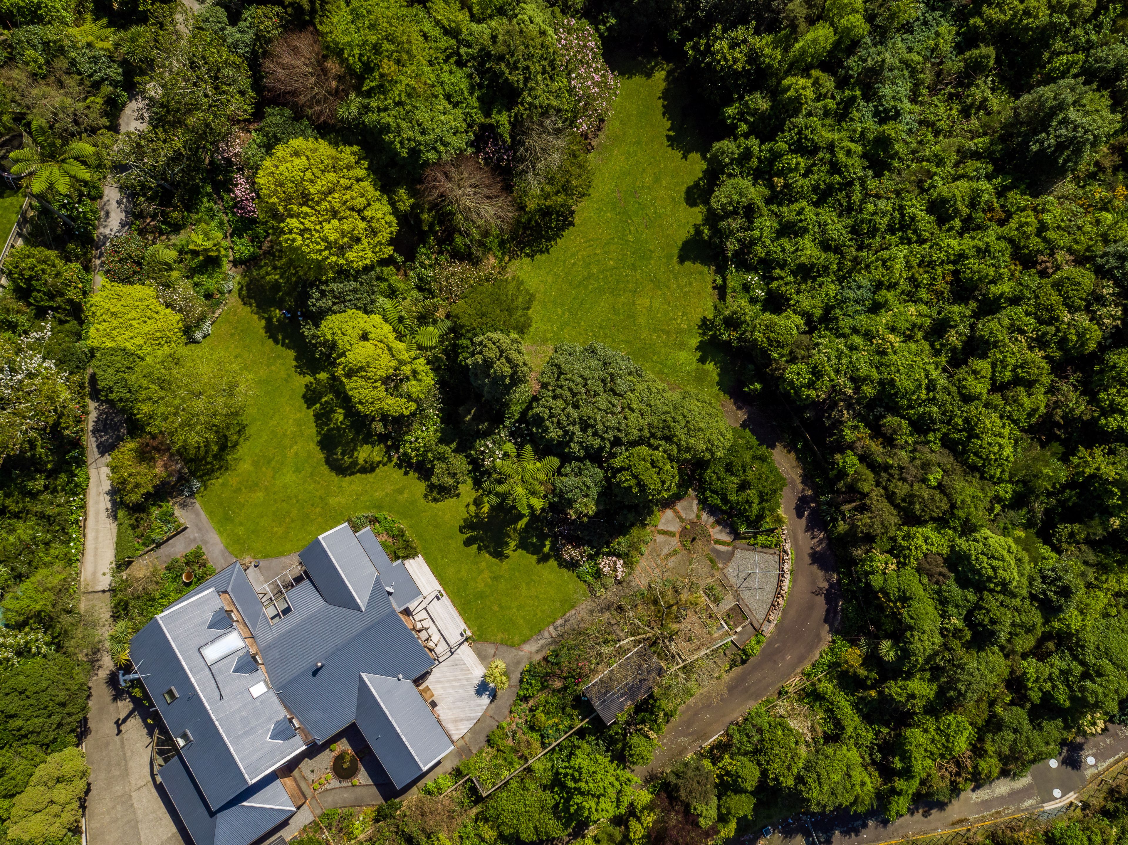 94 and 96 Burma Road, Khandallah, Wellington