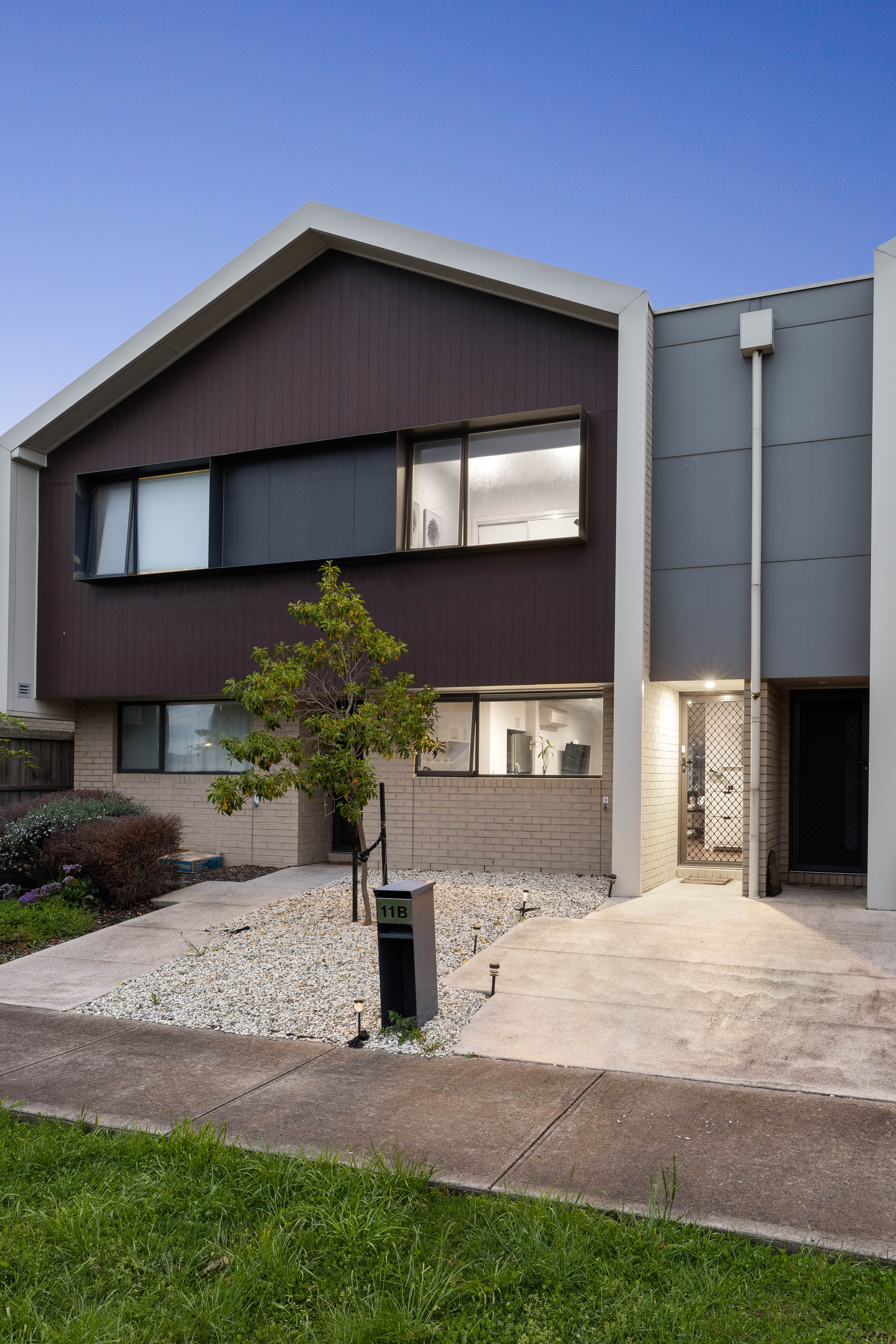 11b Buttercup Drive, Greenvale, VIC 3059