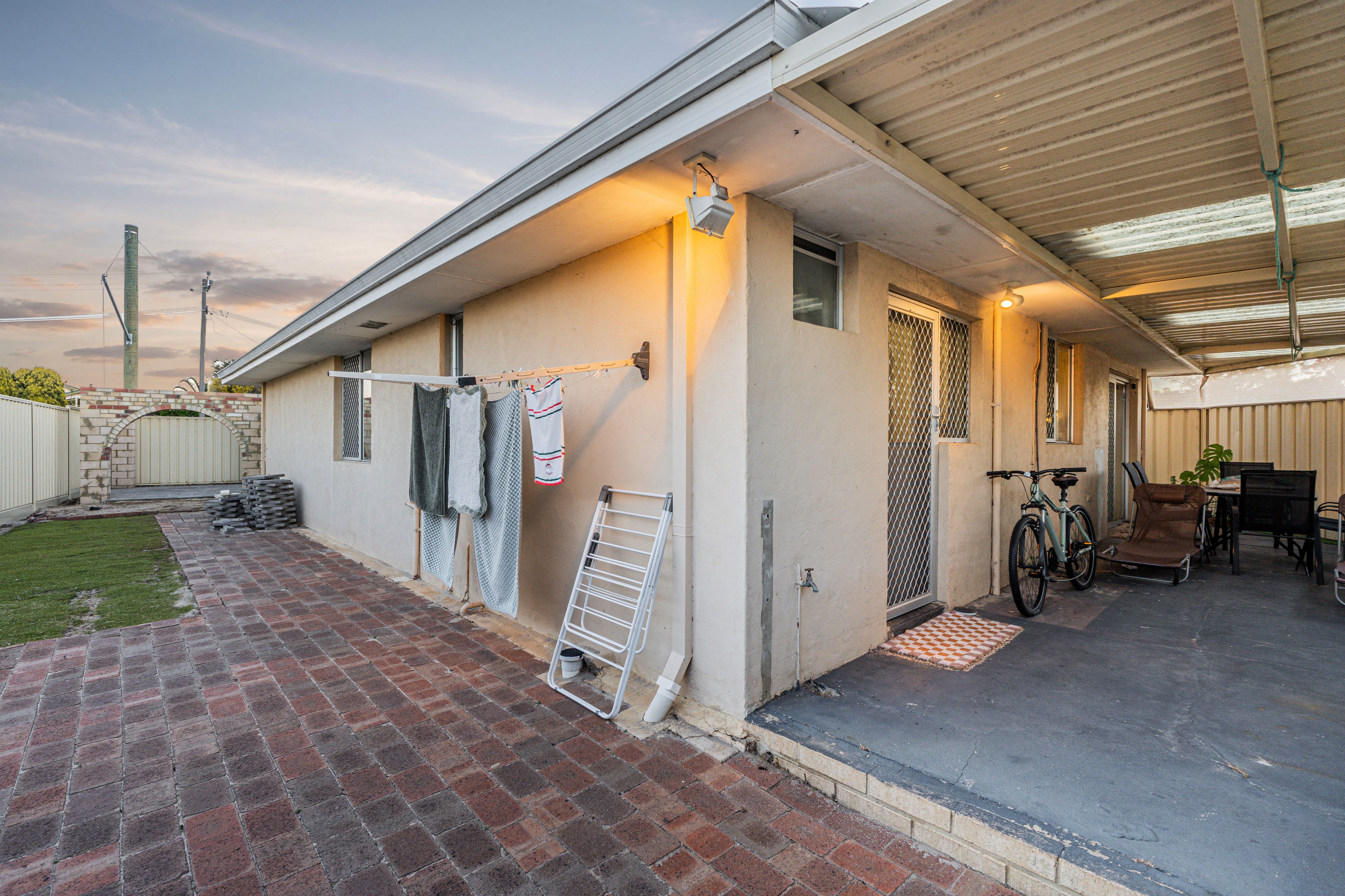36A Cobham Way — photo 17 of 18