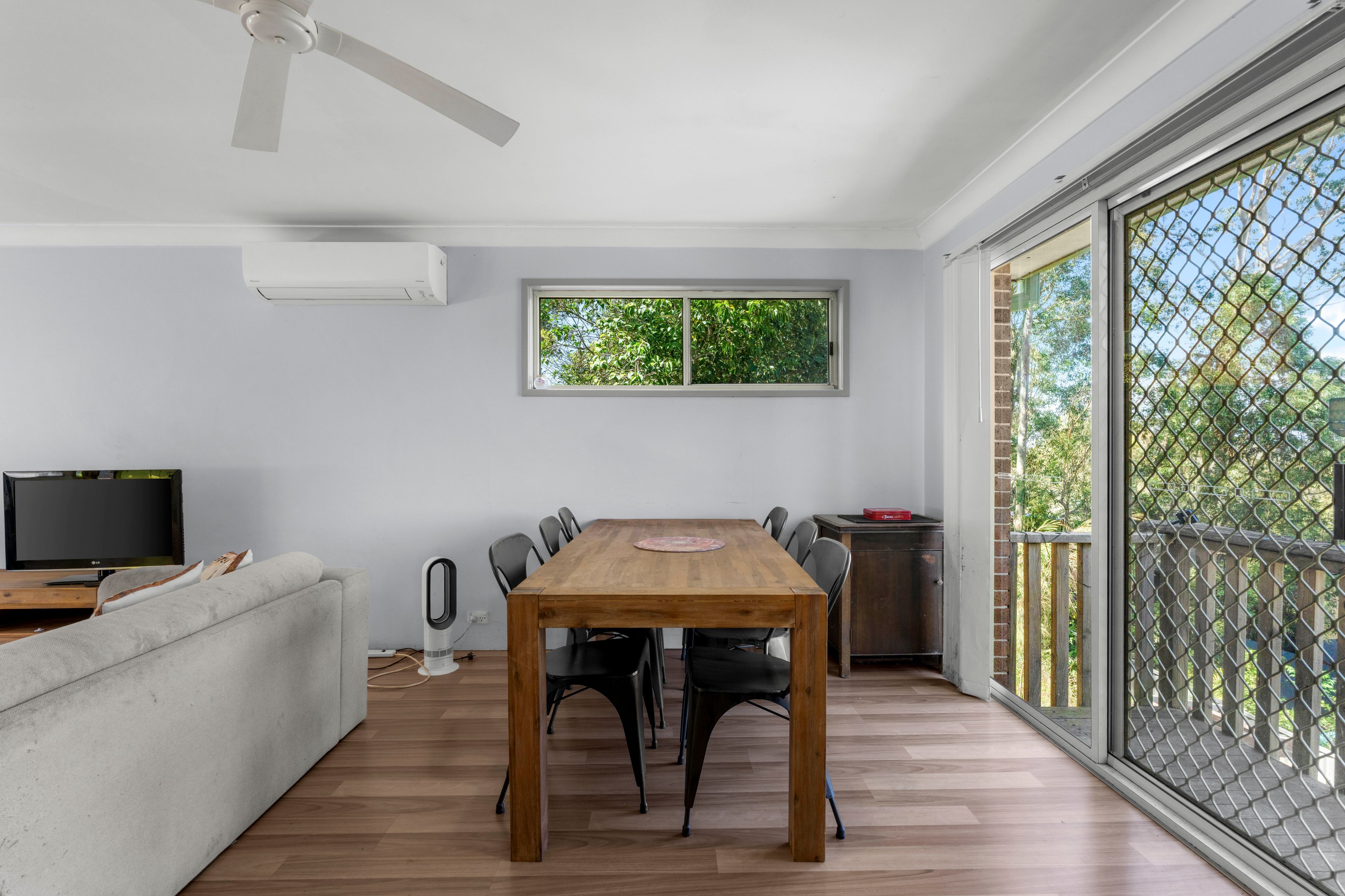 6 Dunrossil Avenue — photo 5 of 16