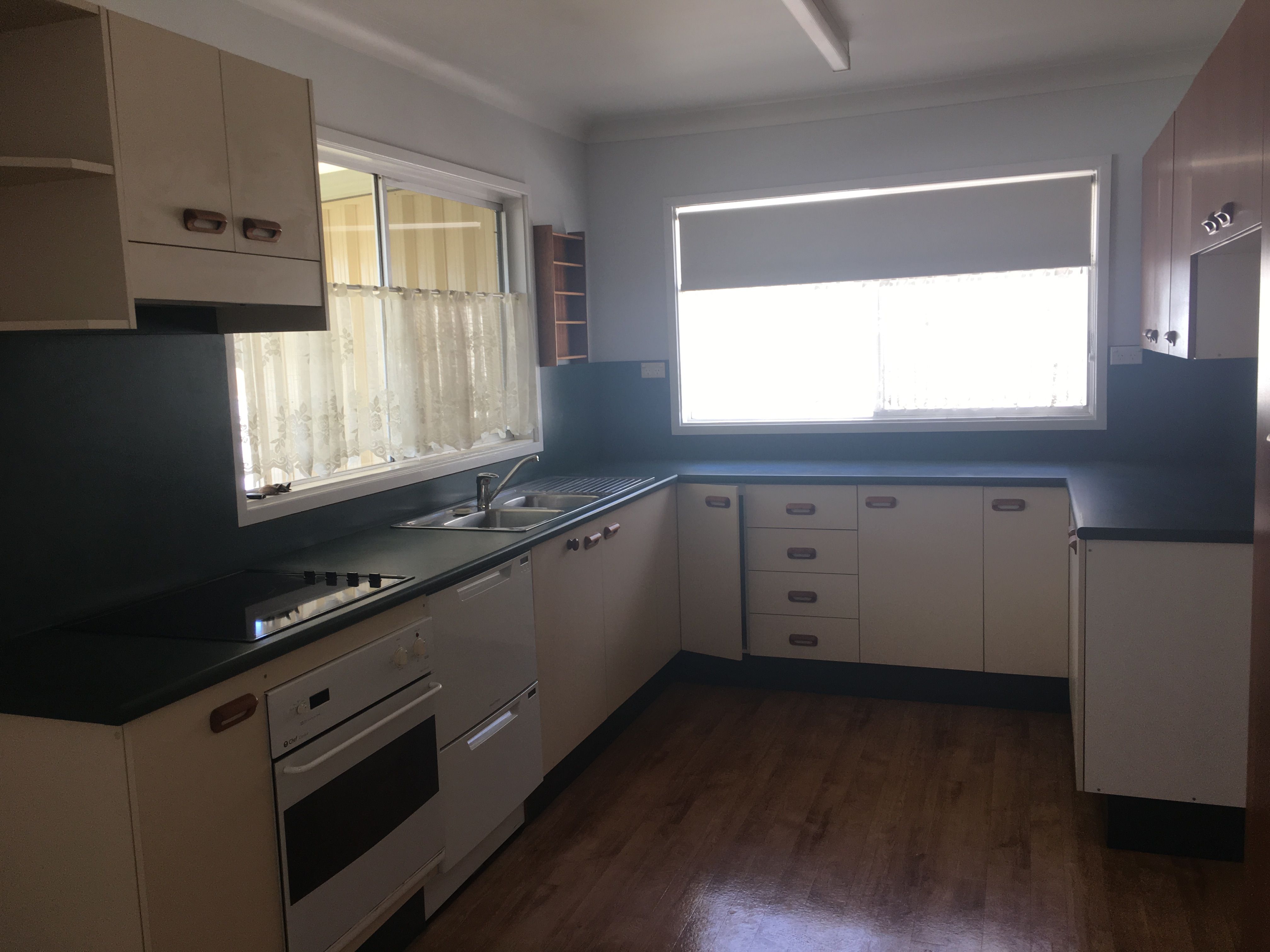 2 North Tarawal, Bomaderry, NSW 2541