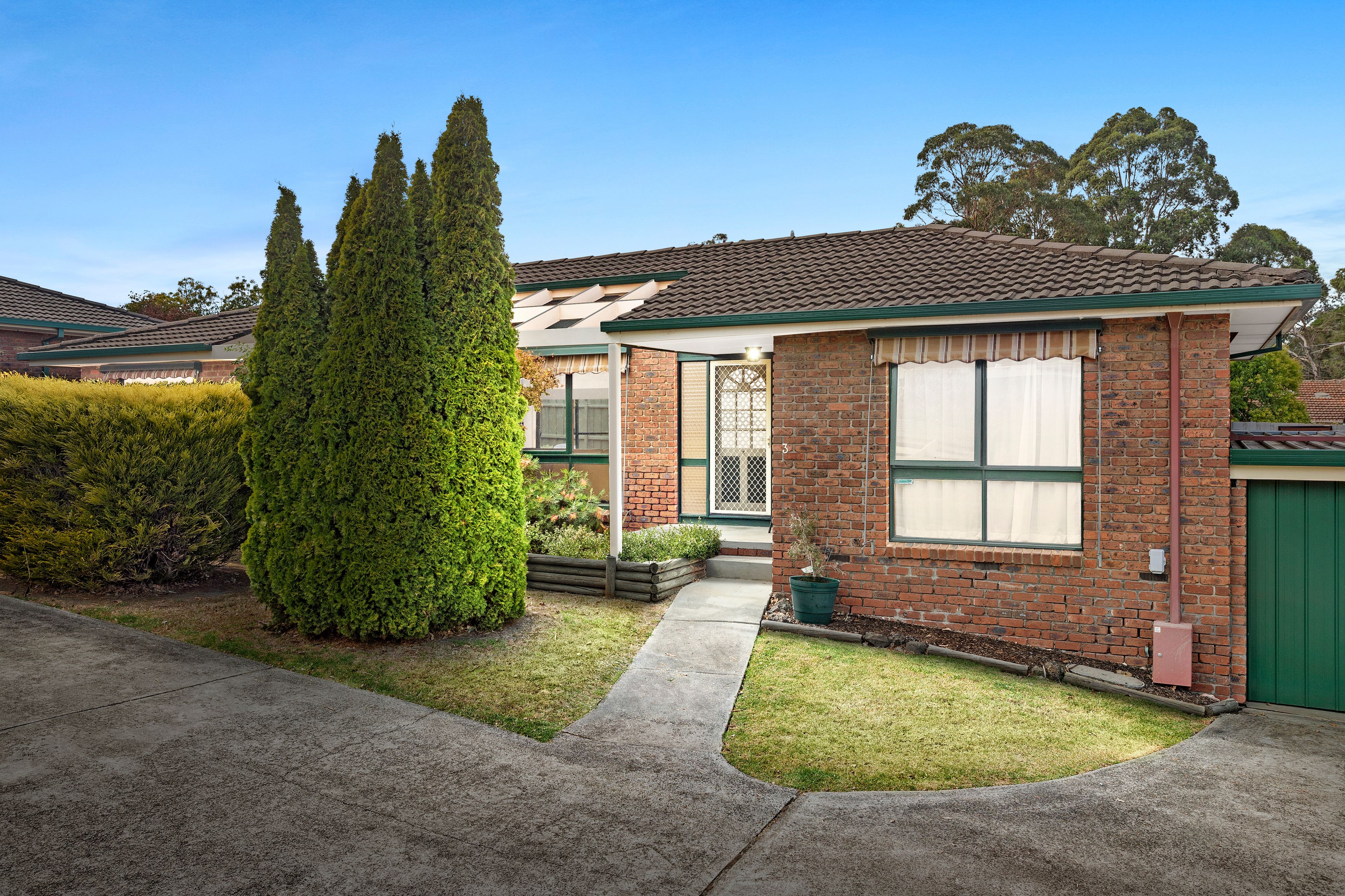 64-66 Beaufort Road, Croydon VIC 3136