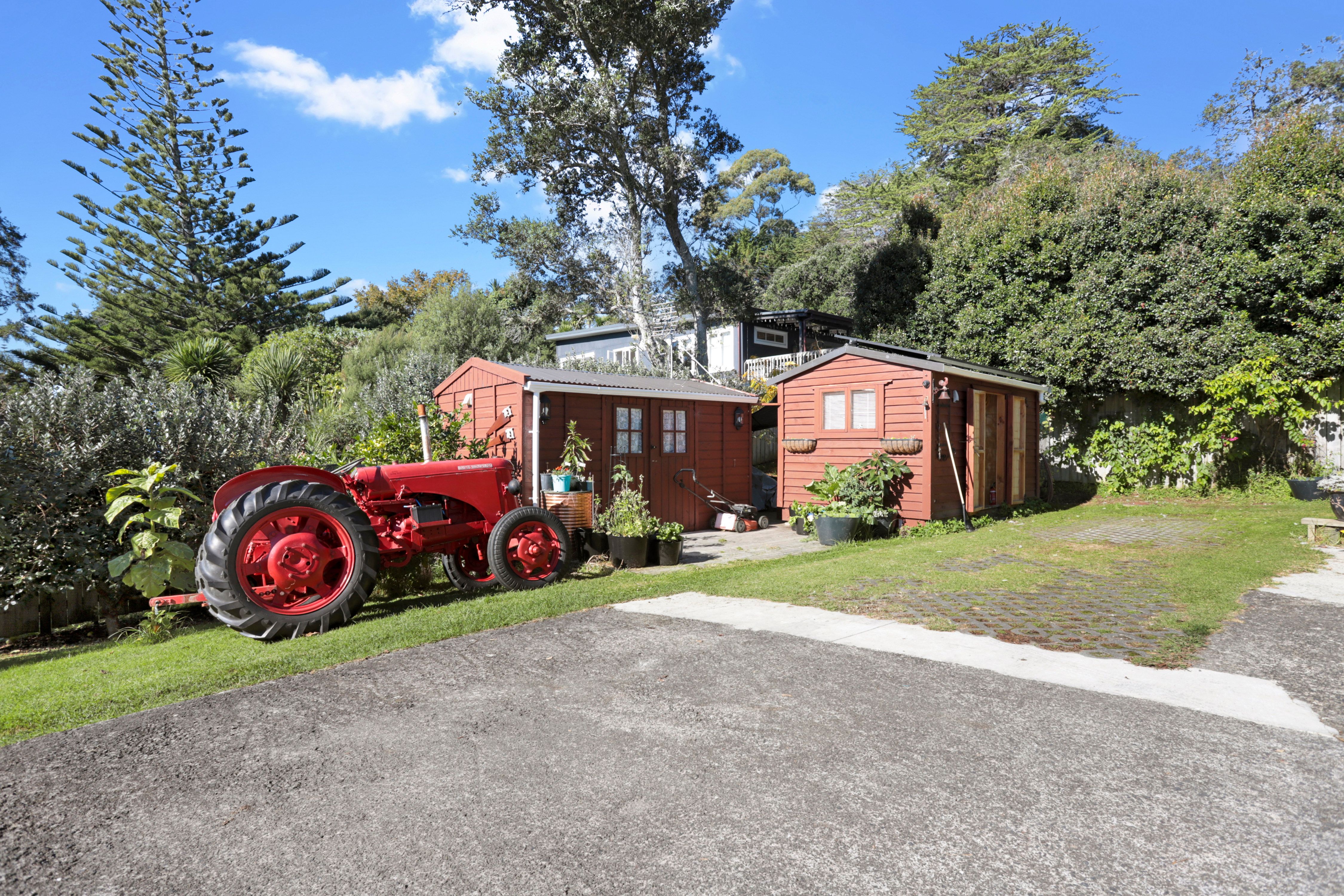 17 Western Road, Laingholm, Waitakere City