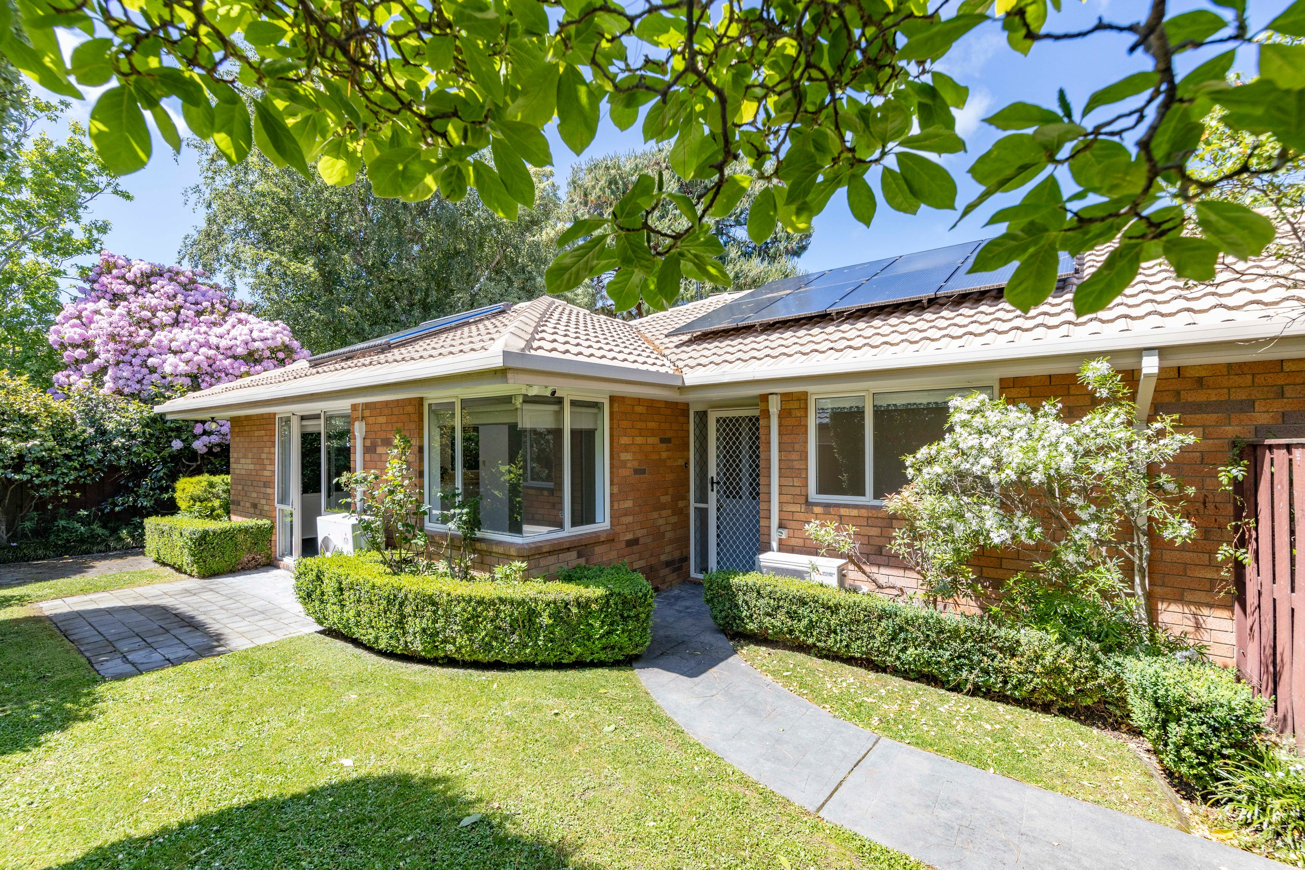14 Castle Way, Beckenham, Christchurch City