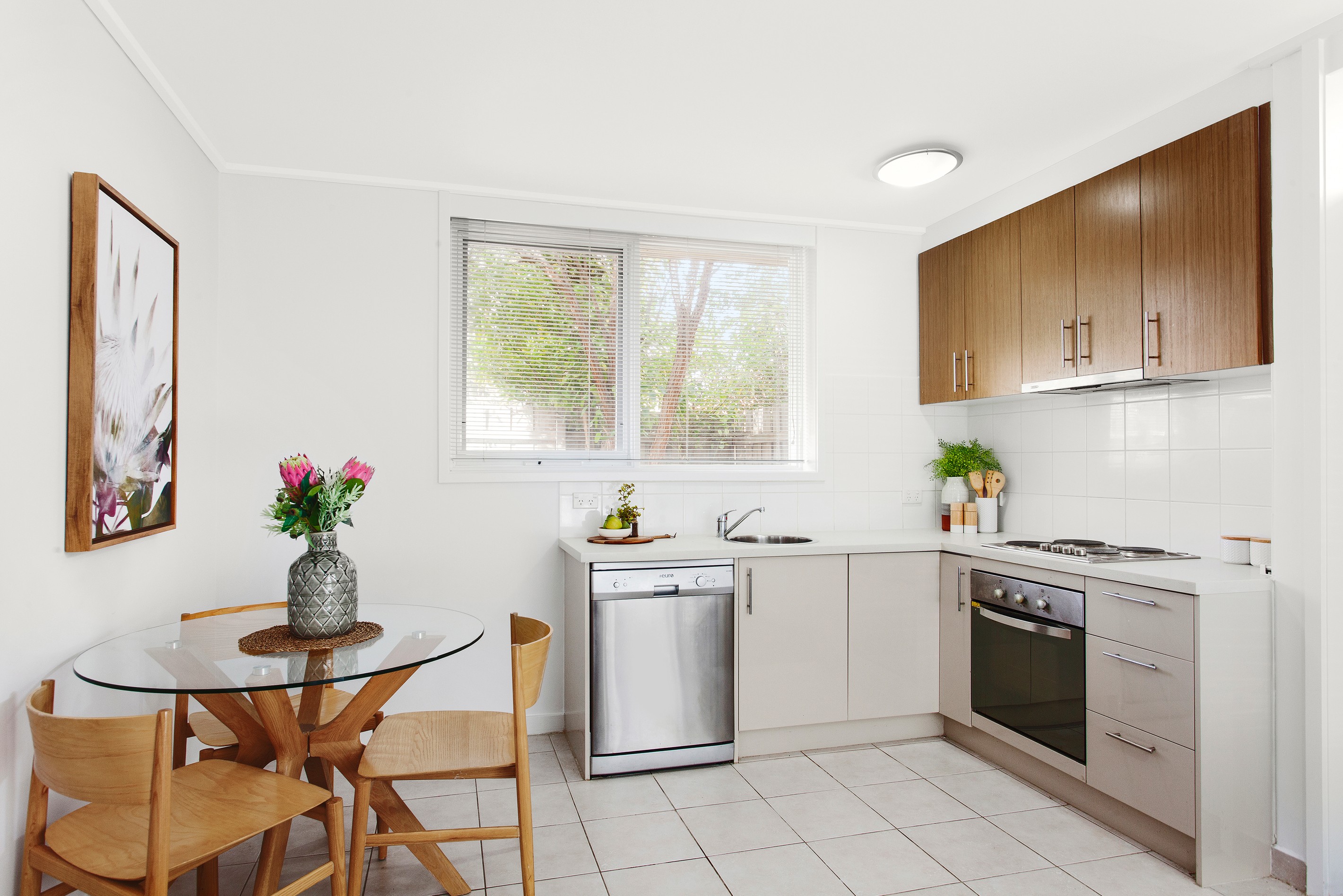 2/70 Grange Road, Carnegie, VIC 3163
