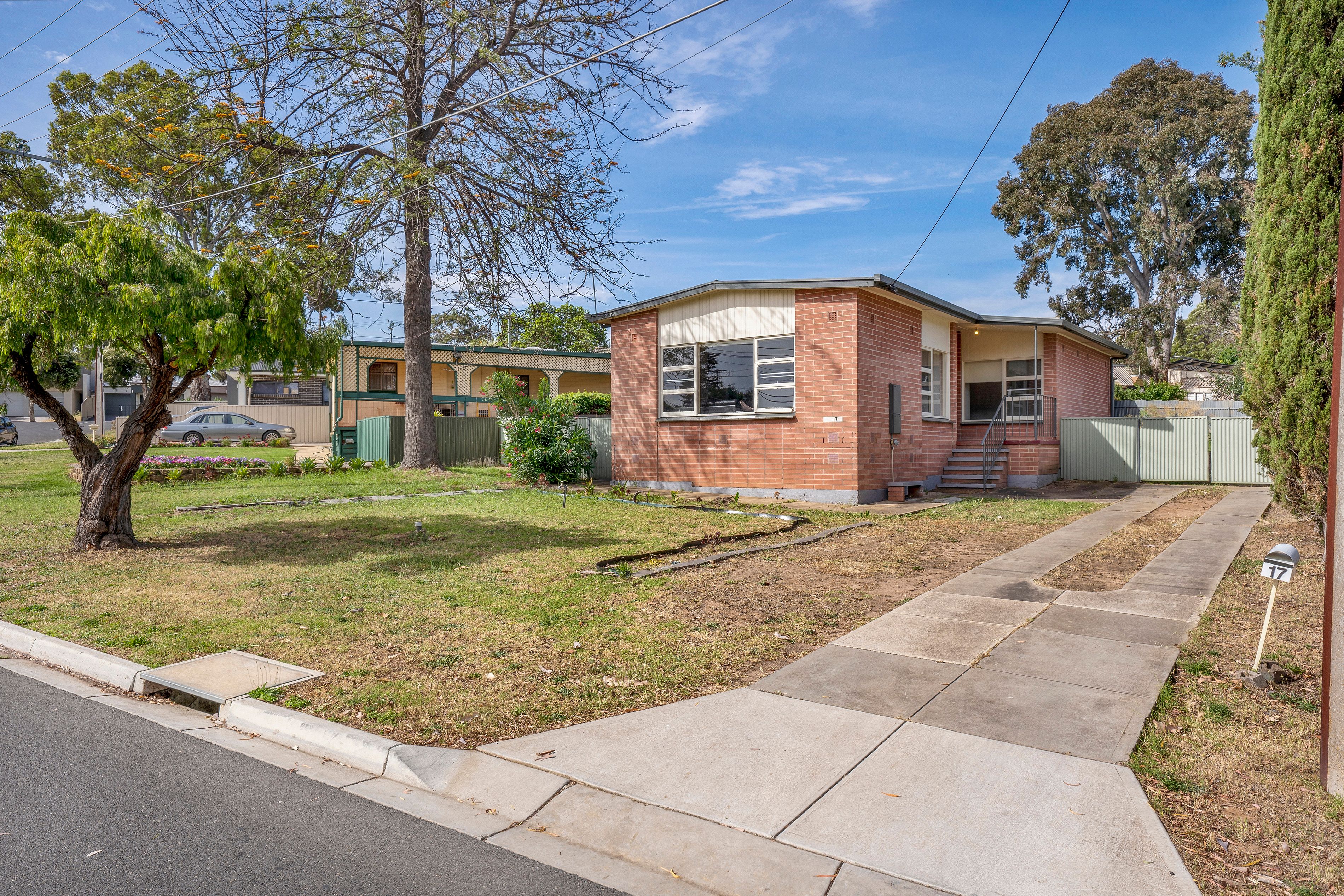 17 Chrysler Drive, Holden Hill, SA 5088