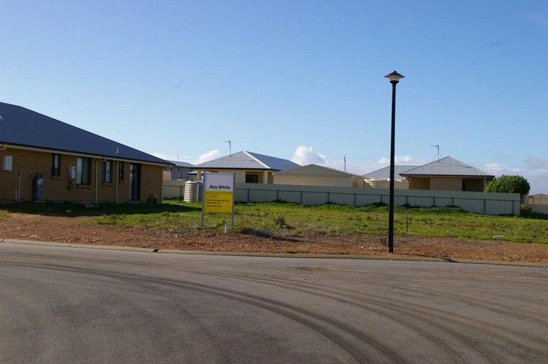 34 (lot 120) Timaru Way, North Beach, SA 5556