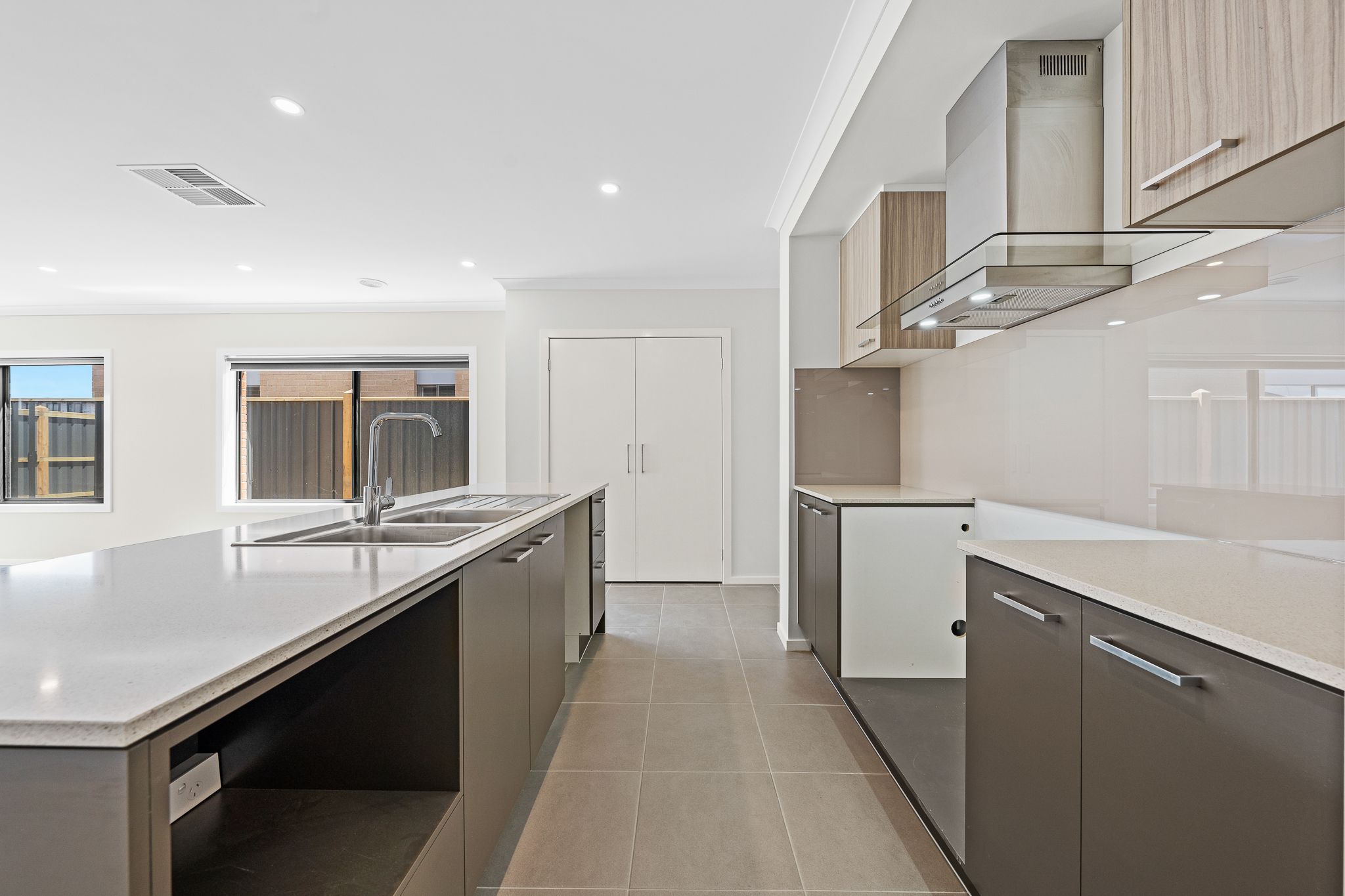 3 Viola Circuit, Clyde, VIC 3978