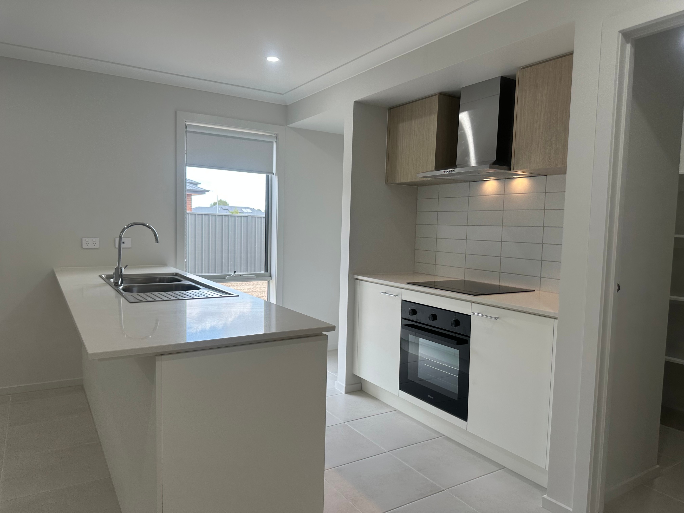 16 Honeyeater Street, Benalla, VIC 3672