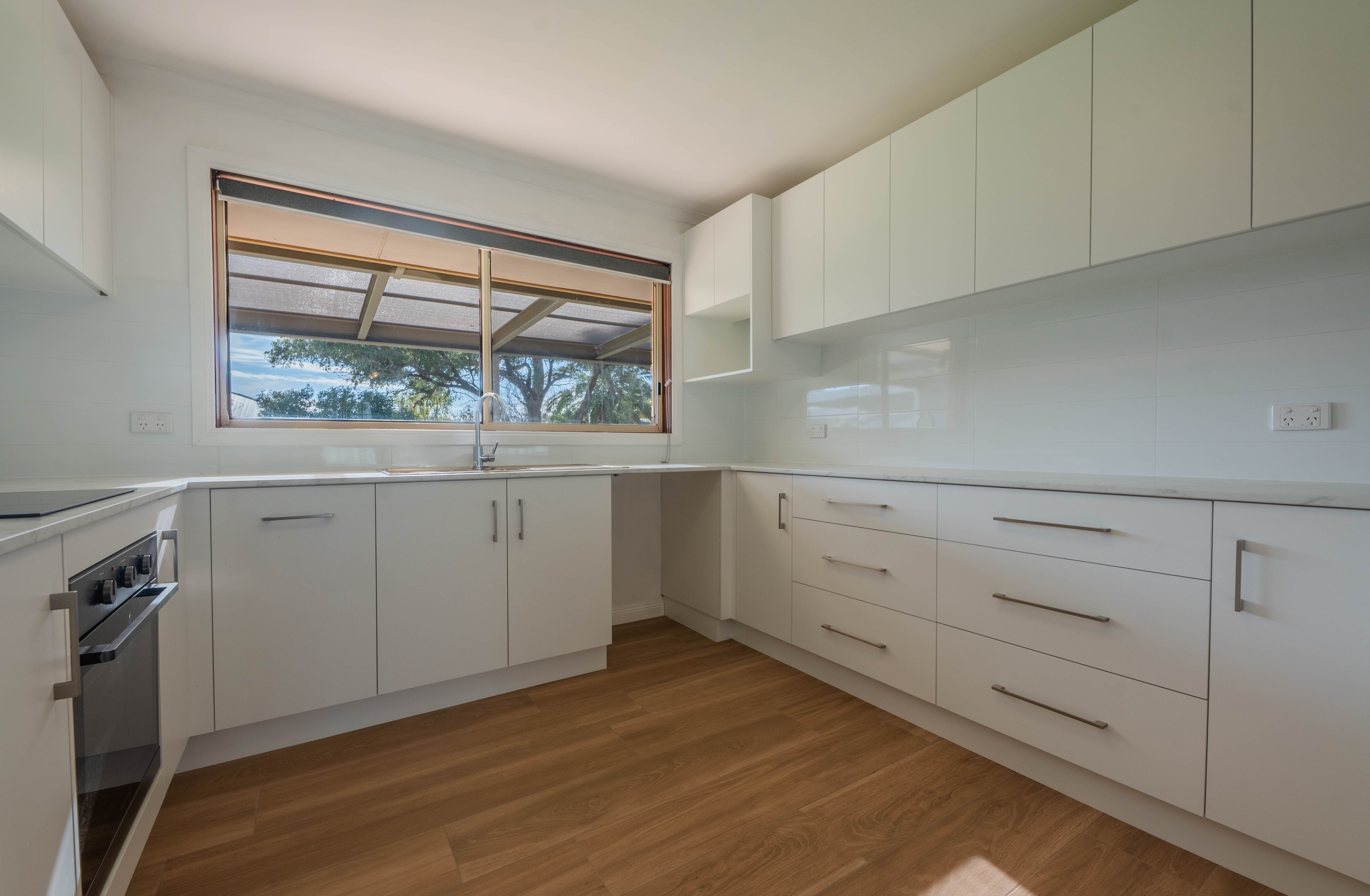 29 Conway Street — photo 10 of 27