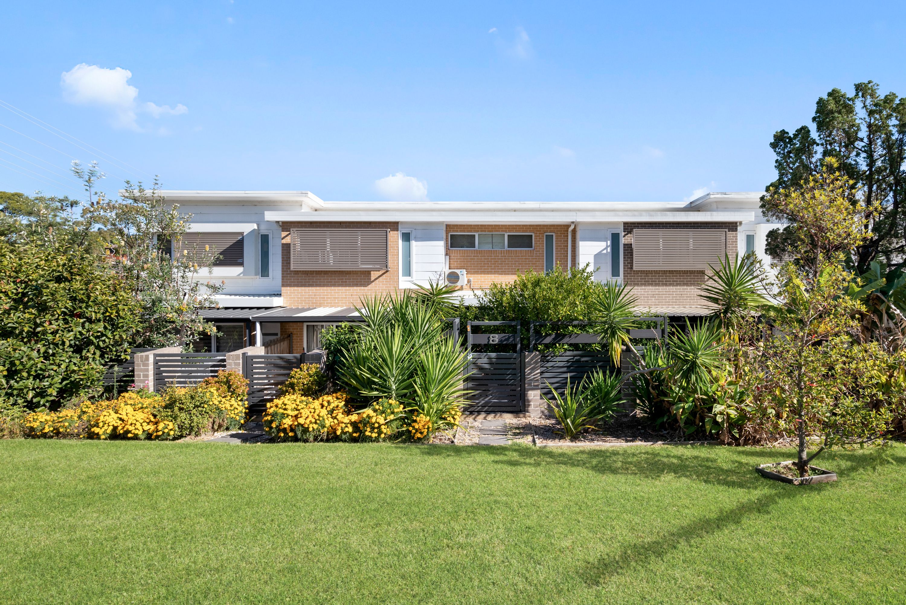 8/93 Broughton Street, Campbelltown, NSW 2560