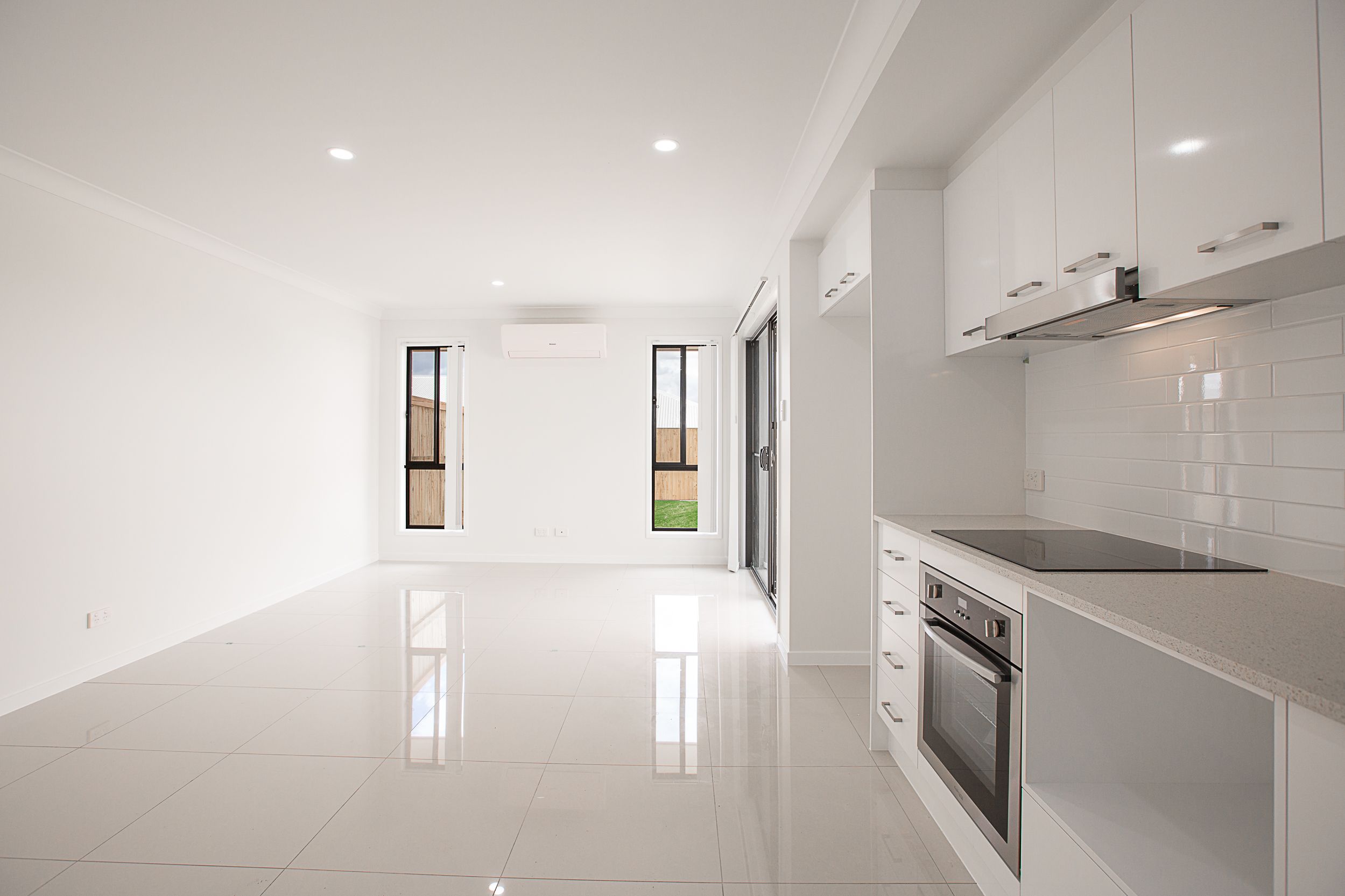 2/3 Langley Close, Redbank Plains, QLD 4301