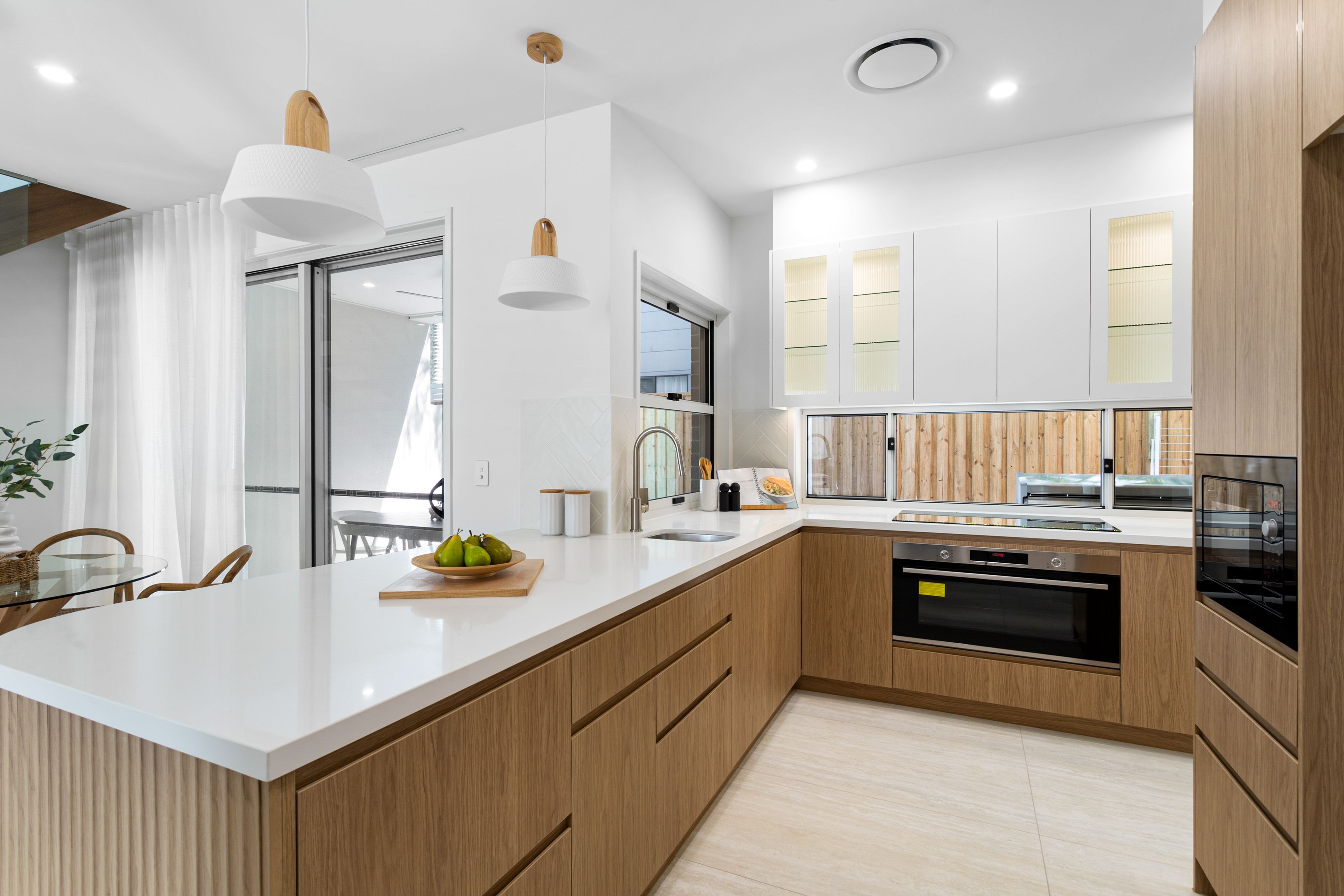 5/2-4 Collins Street — photo 4 of 20
