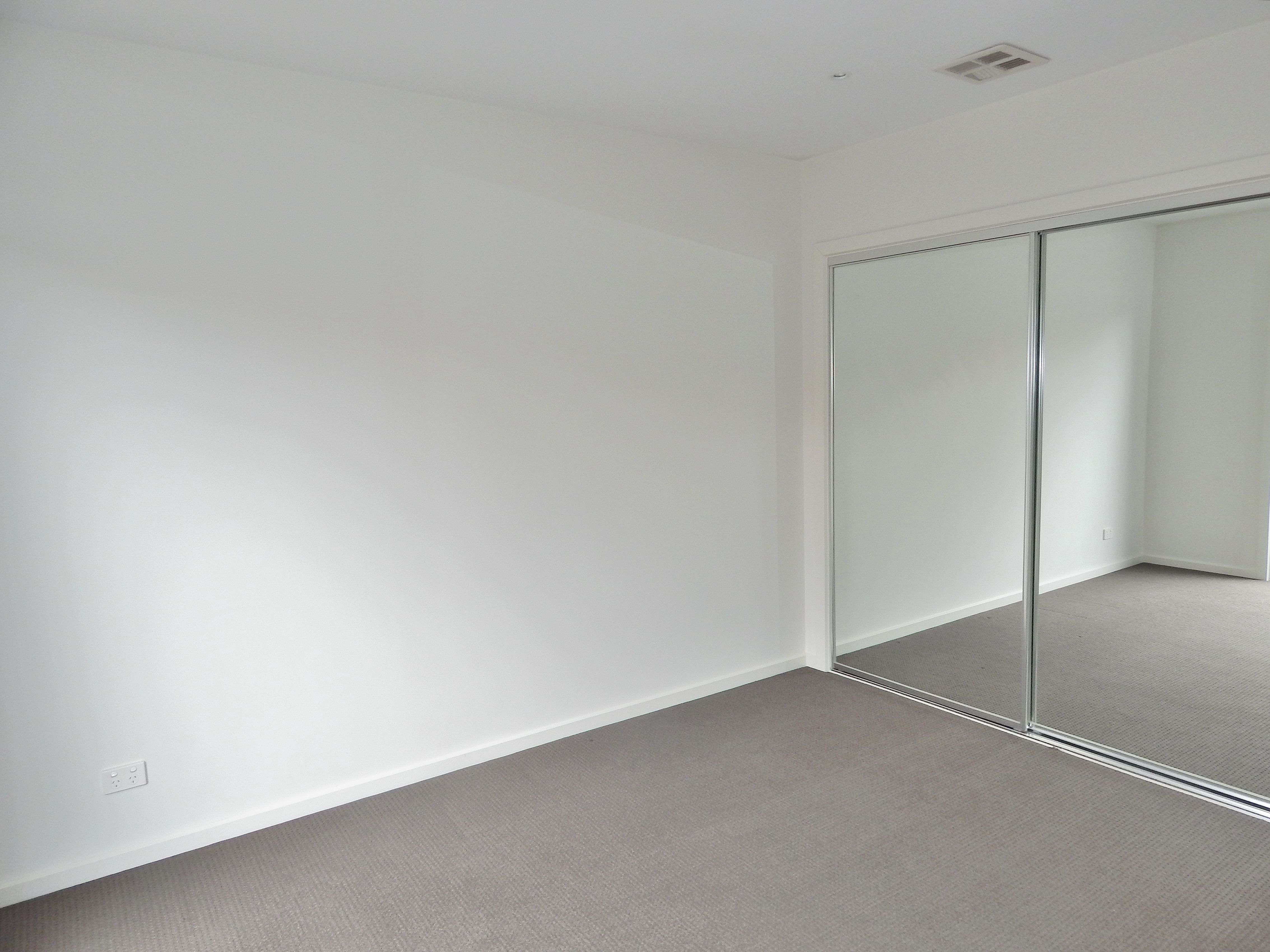 5/1 Erskine Avenue — photo 4 of 10
