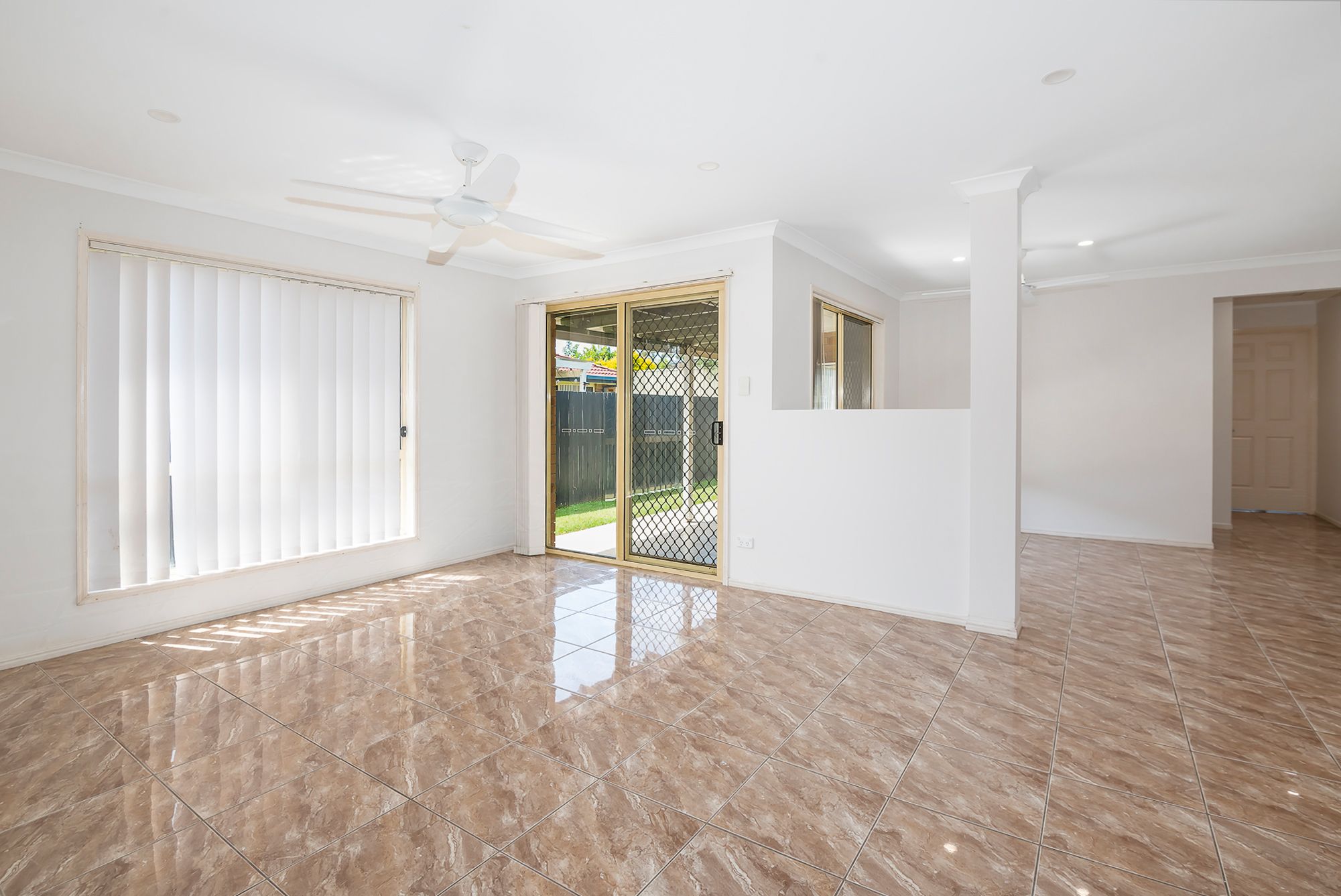 60 Rubicon Crescent, Kuraby, QLD 4112