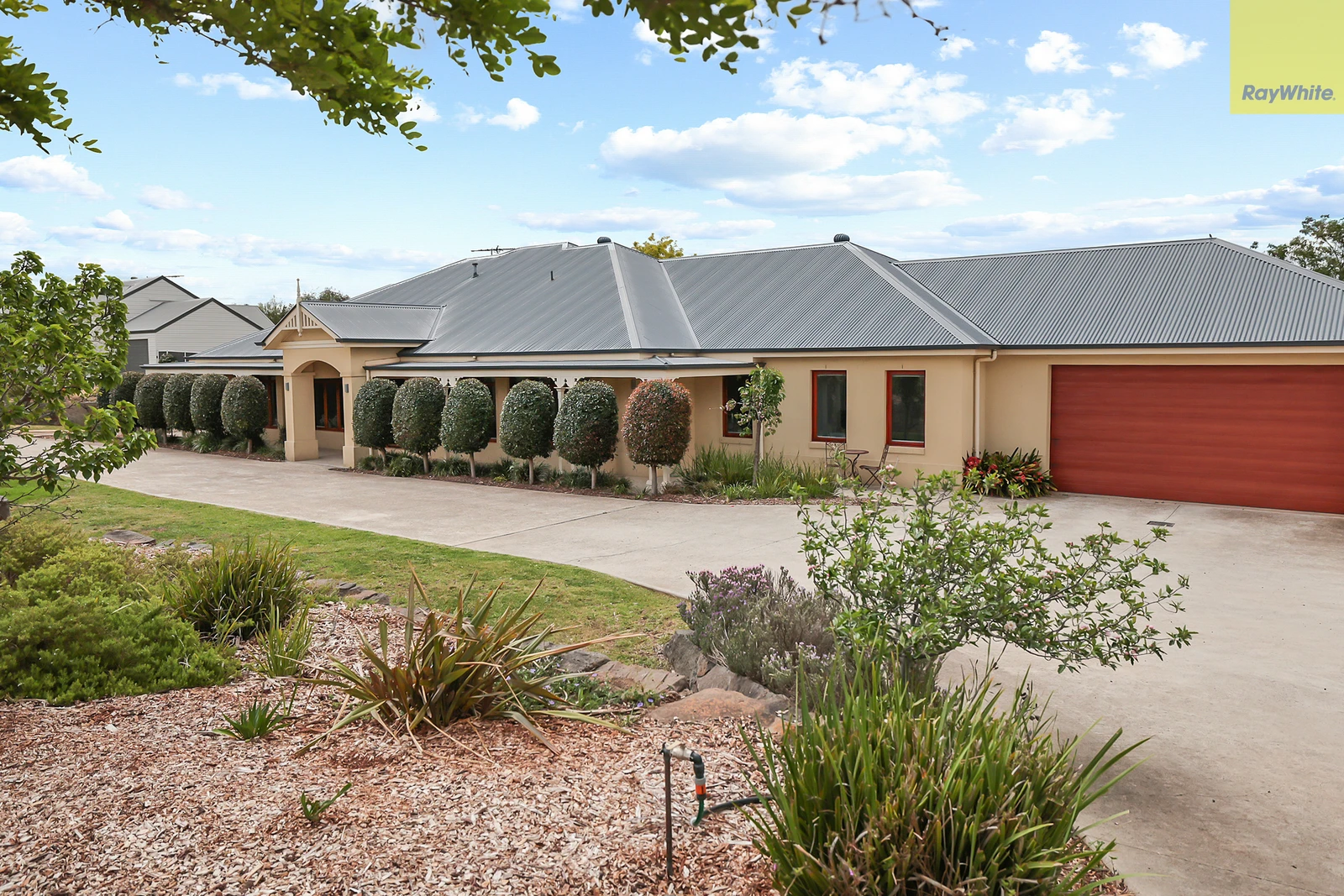 4 Eyrie Court, Hopetoun Park, VIC 3340