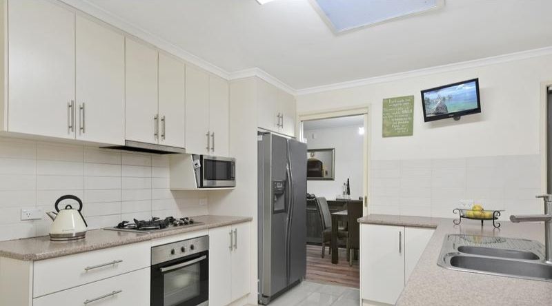6 Alma Court, Endeavour Hills, VIC 3802