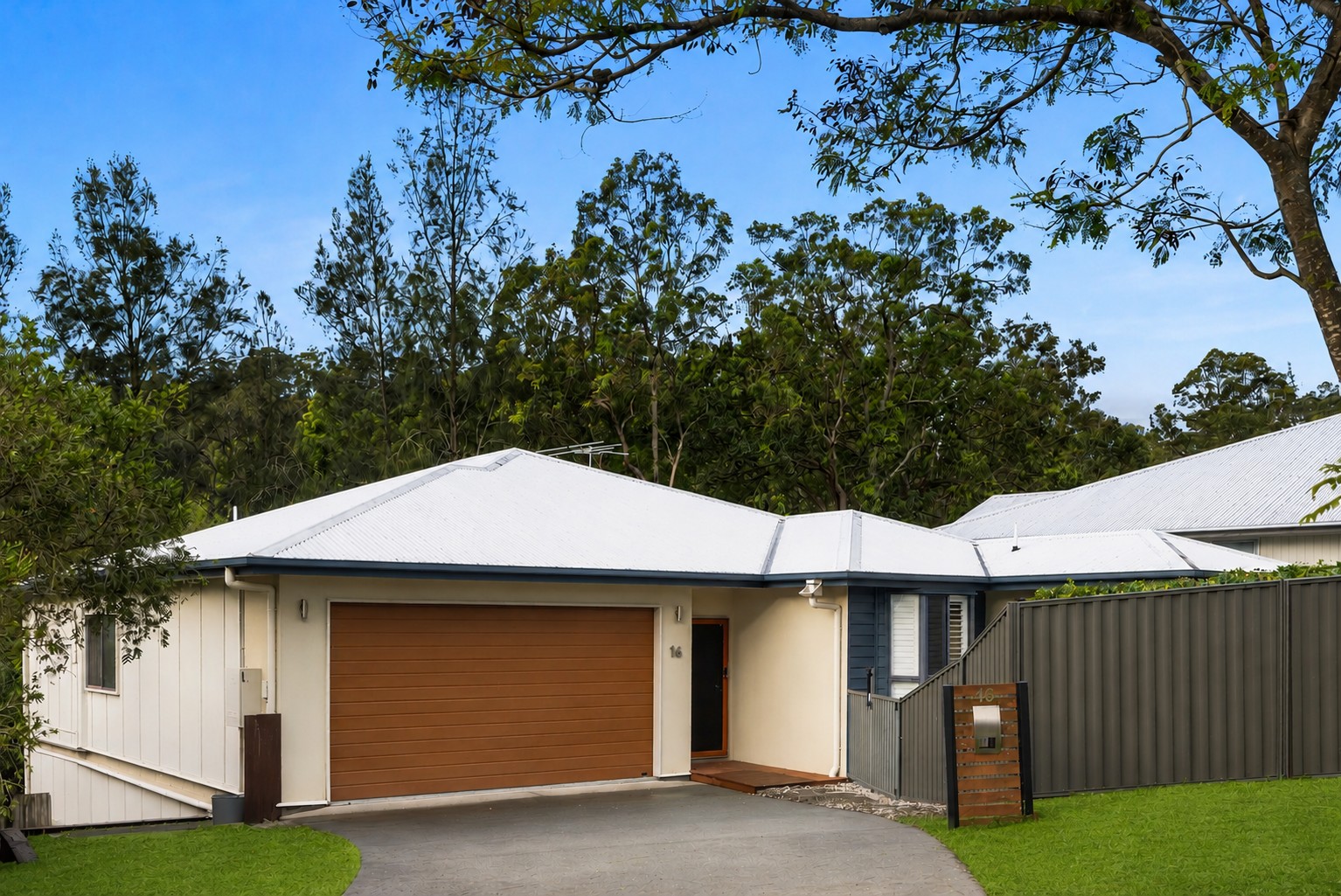 16 Highbury Place, Upper Kedron, QLD 4055