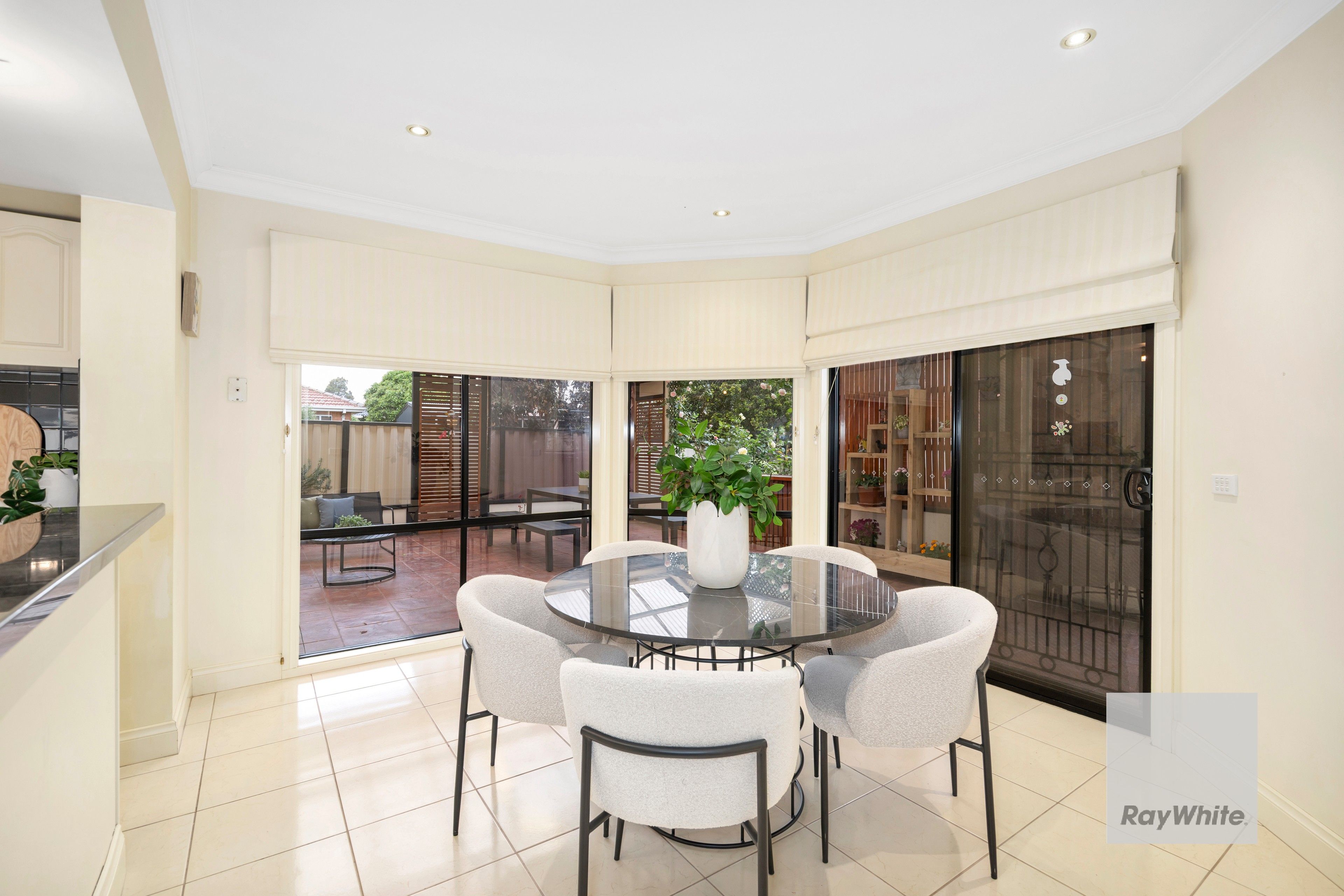 35 Loddon Drive — photo 8 of 23