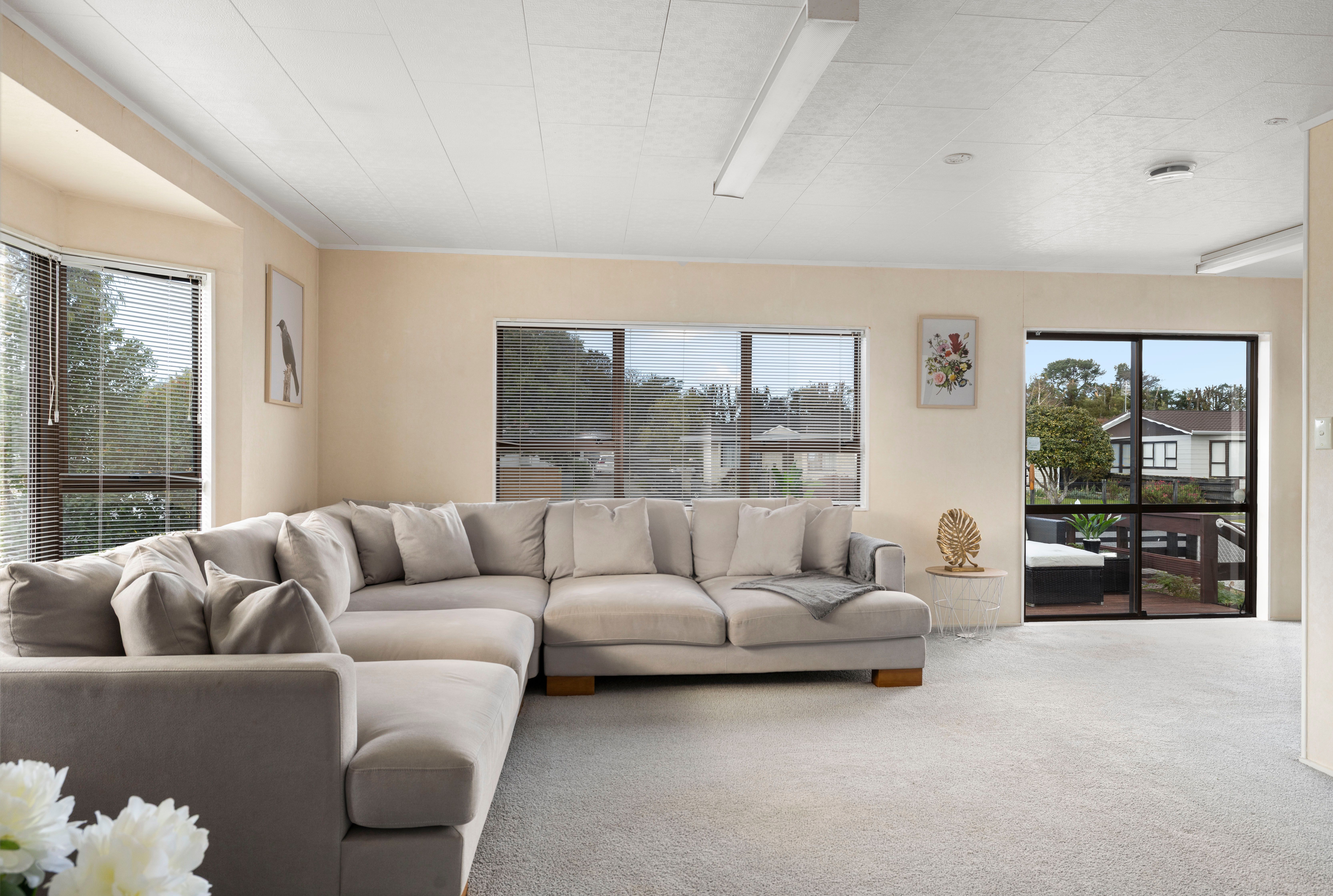 8 Deller Drive, Carterton, Carterton District
