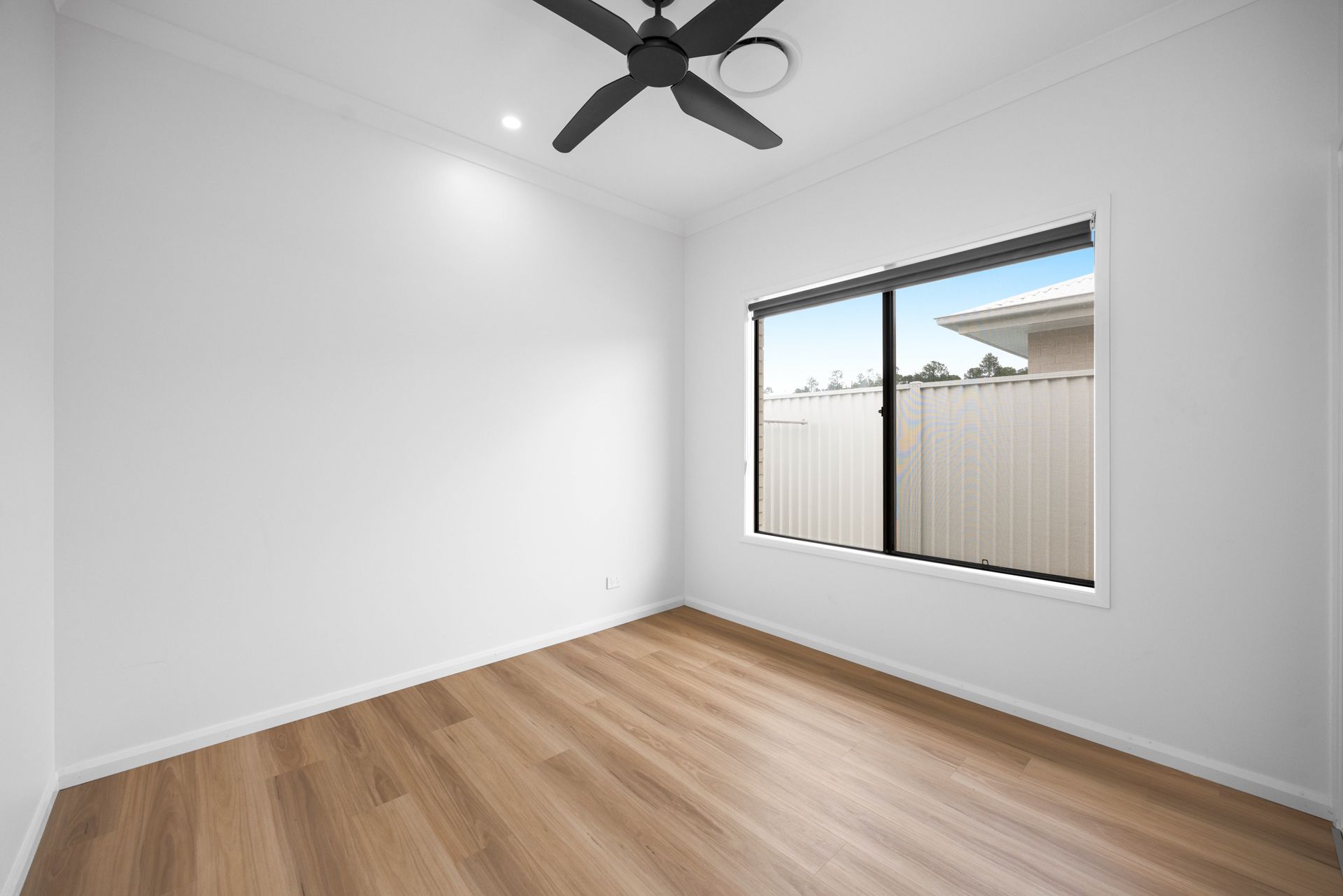 6b Cradle Crescent — photo 6 of 9
