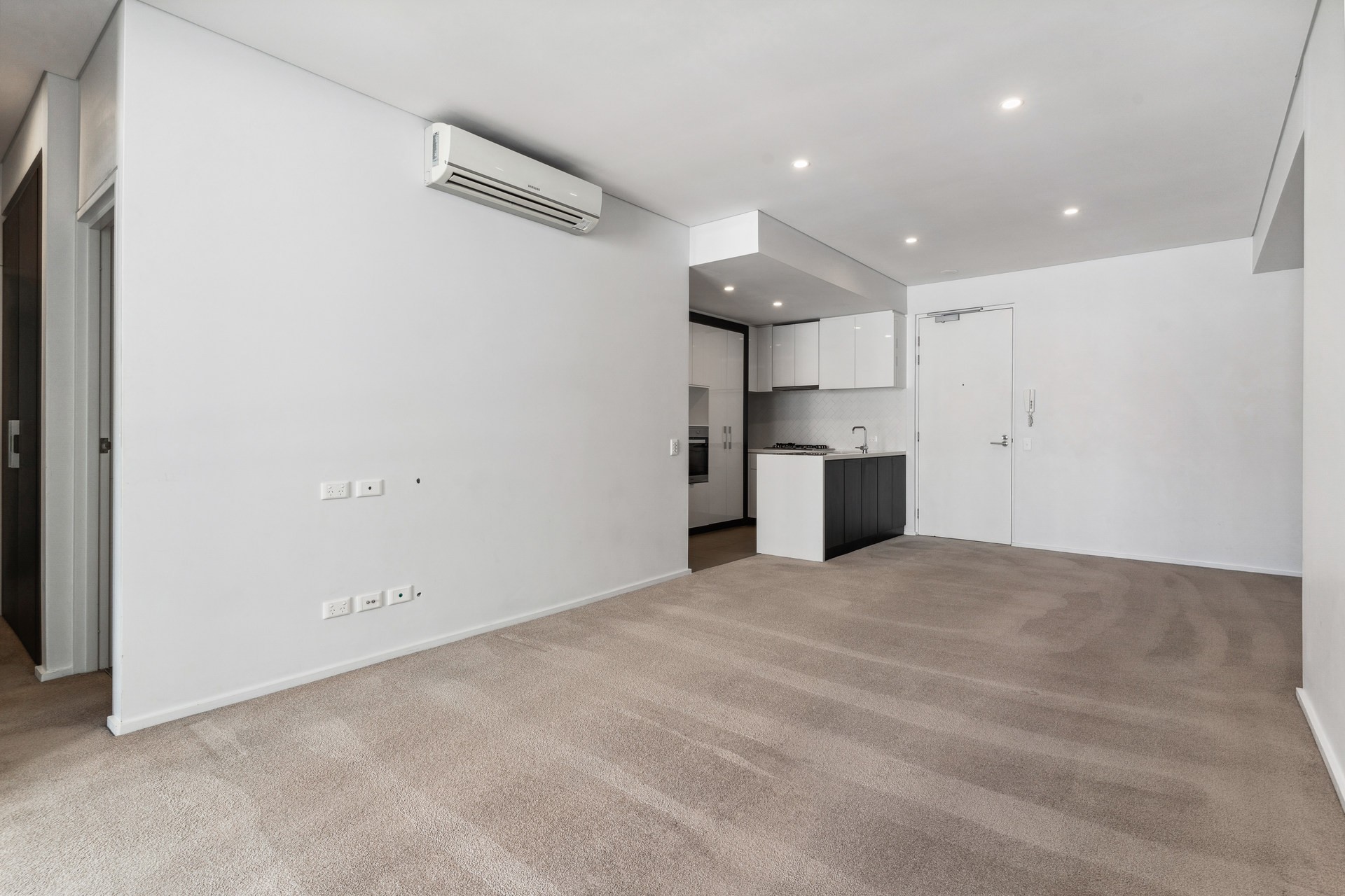 32/1 Hallam Way, Rivervale, WA 6103