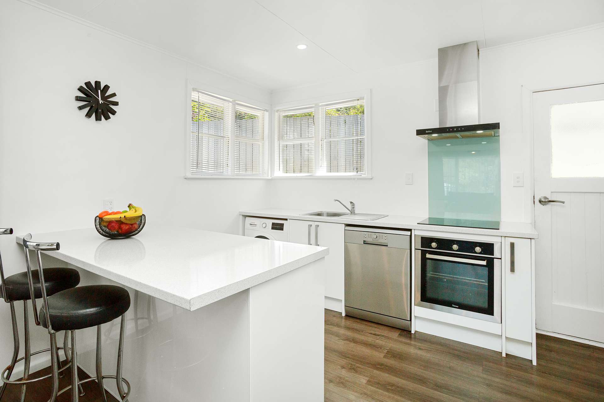 16 Rintoul Grove photo 7
