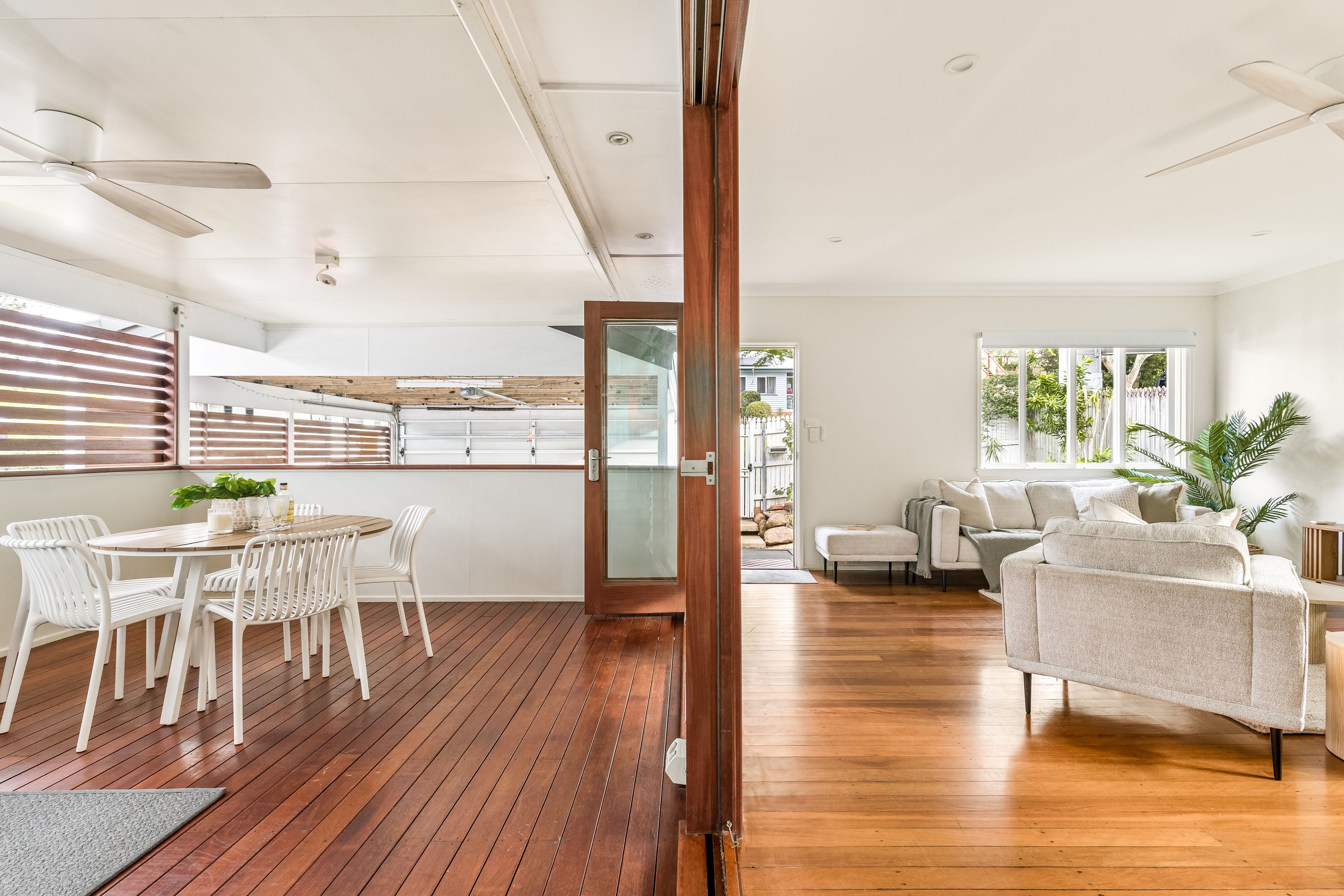 11 Equinox Street, Taringa, QLD 4068