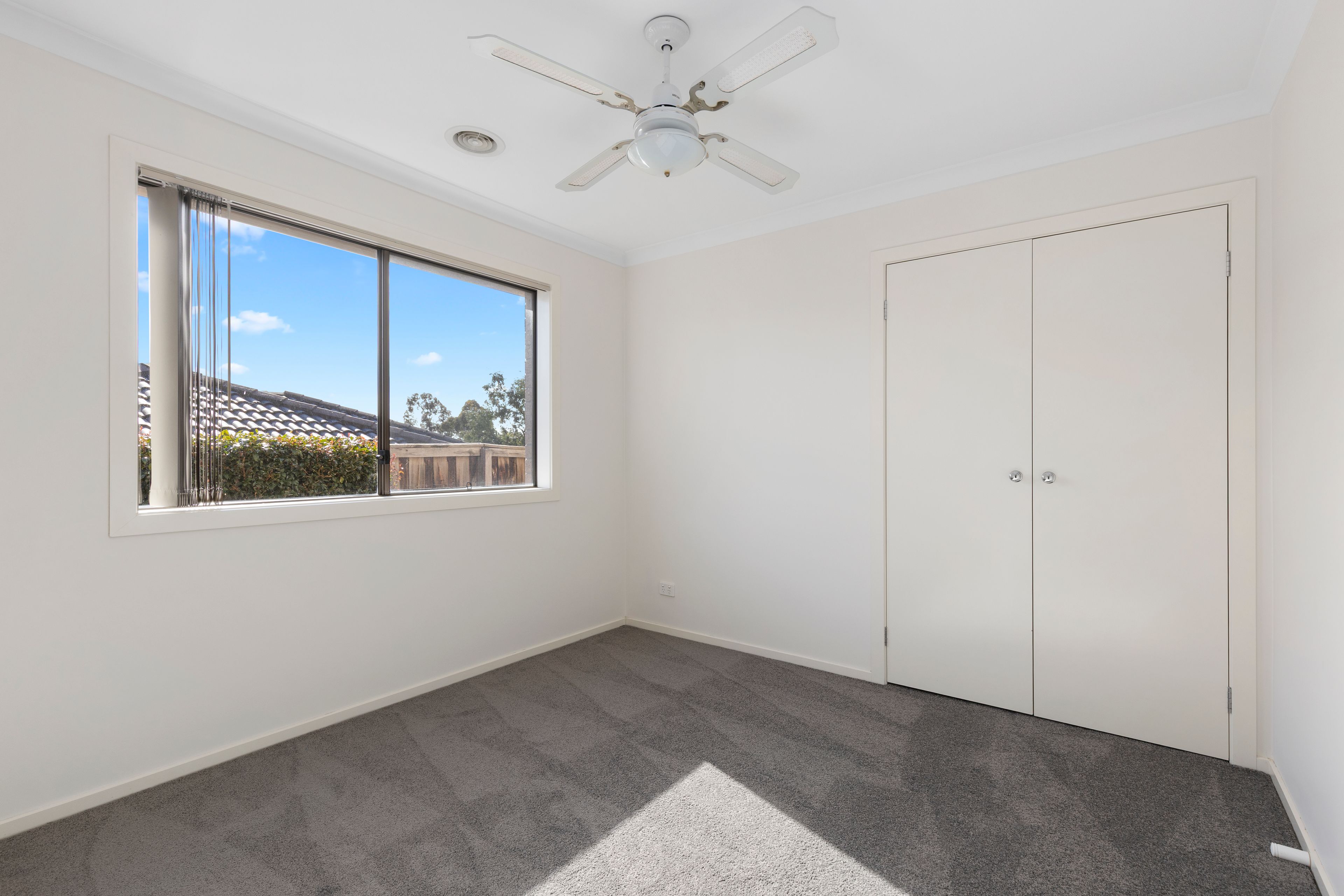 27 Midland Road — photo 12 of 20