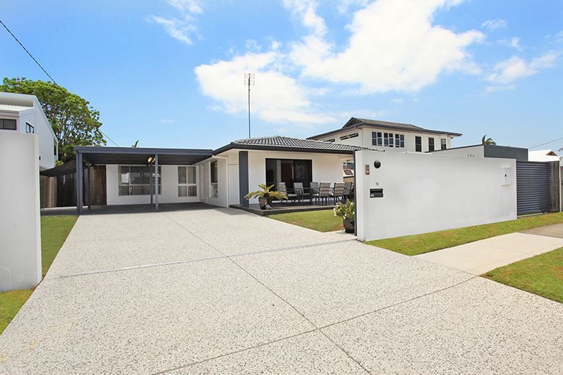15 Birubi Street, Minyama, QLD 4575