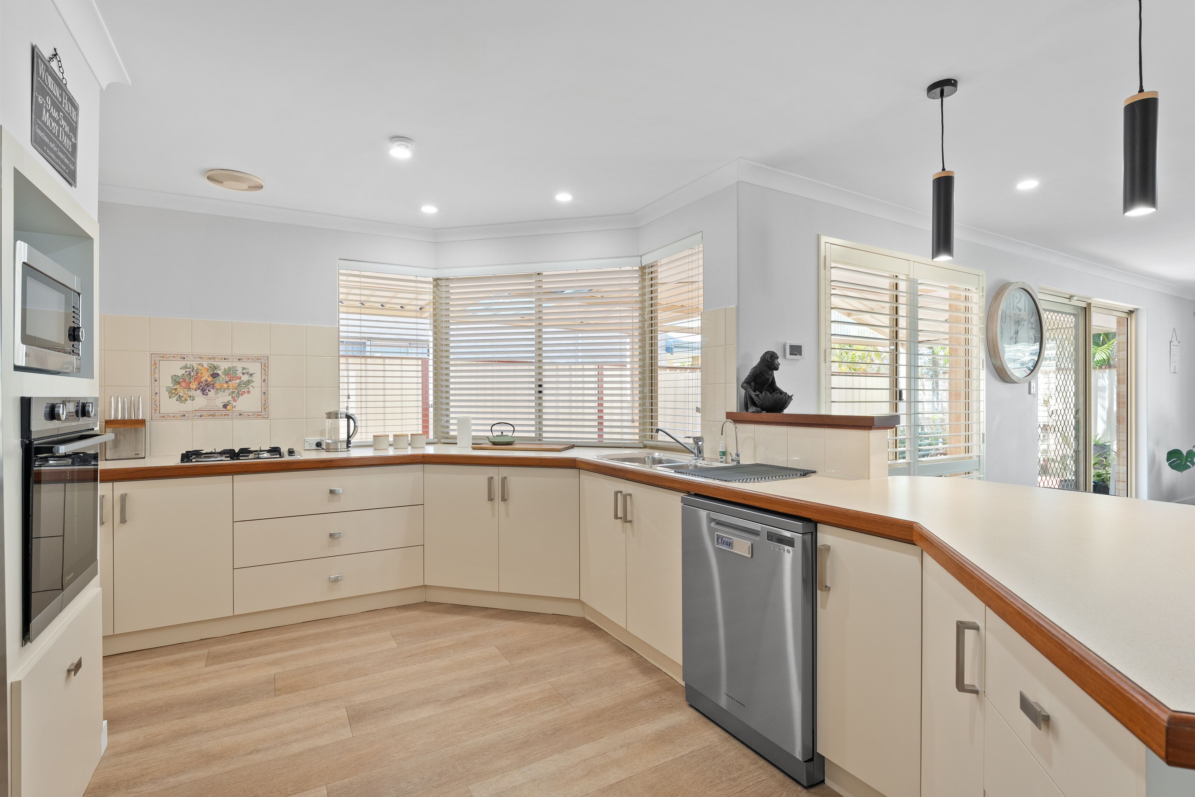 13 Natoli Way — photo 20 of 30