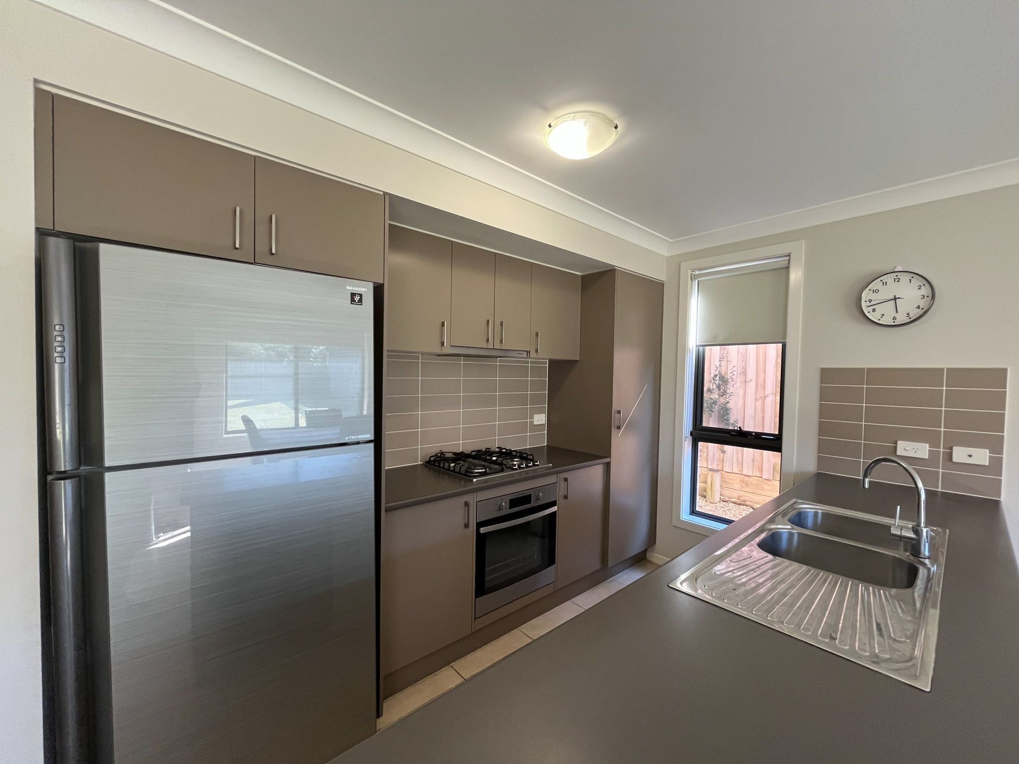 16 Halloway Boulevard — photo 4 of 11