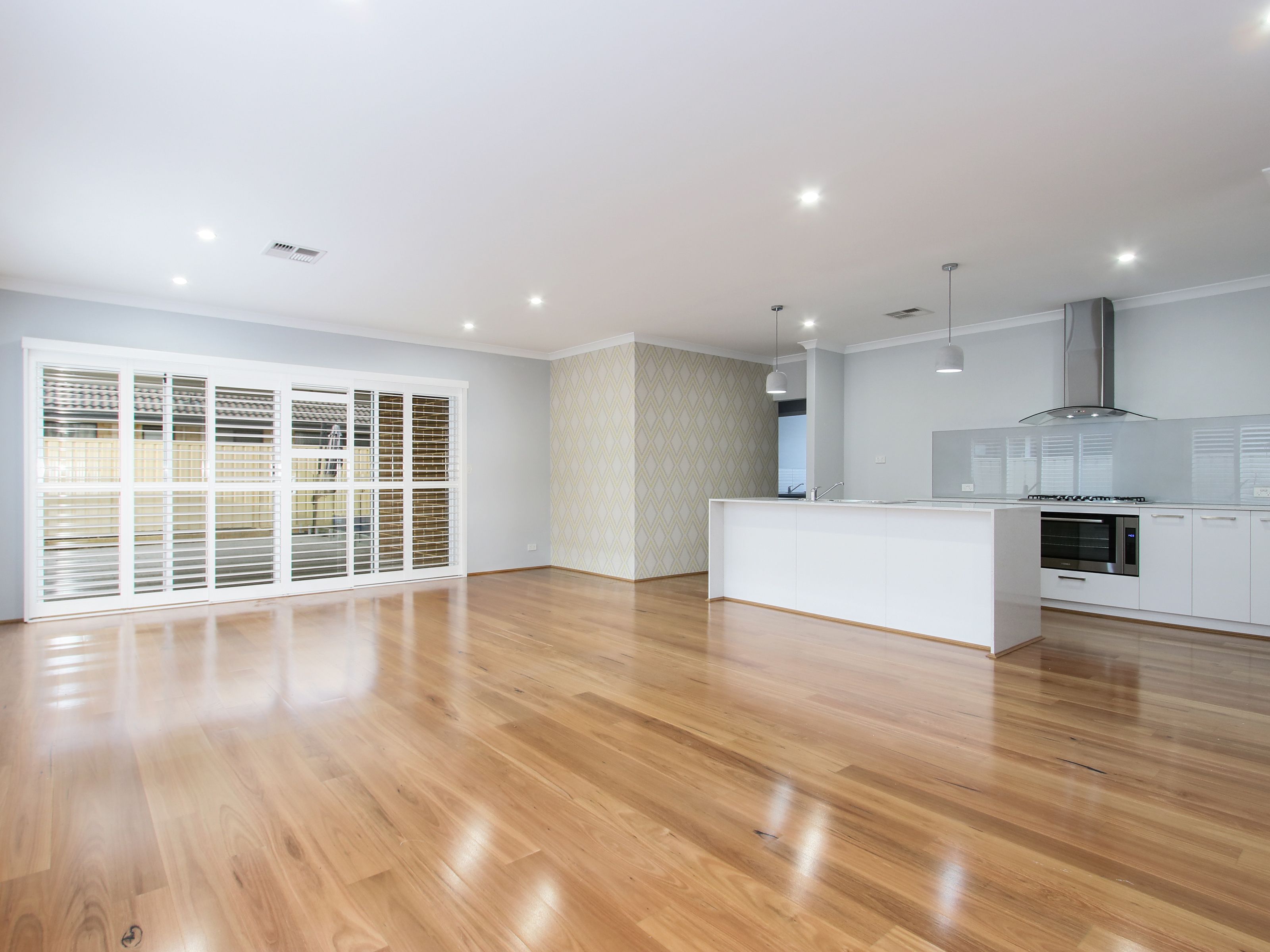 89 Fennell Crescent, Wattle Grove, WA 6107