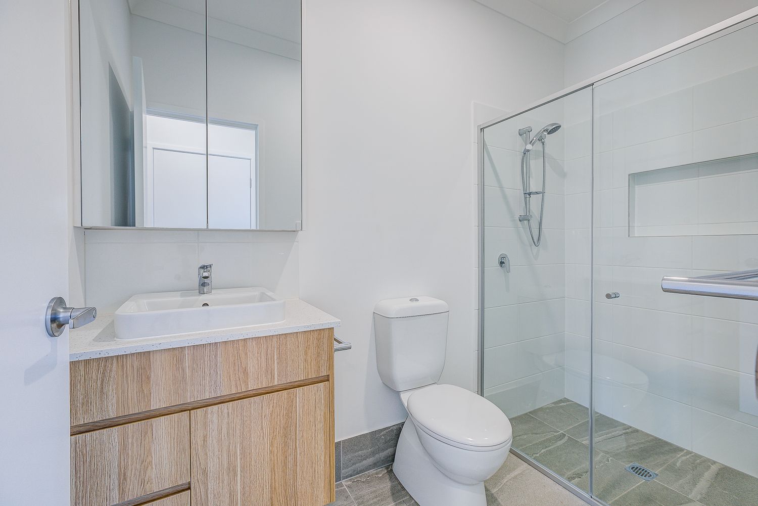 1/34 Redzel Court — photo 8 of 11