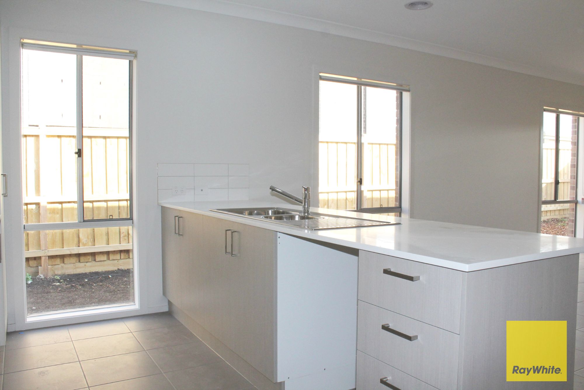 10 Altitude Drive, Point Cook, VIC 3030