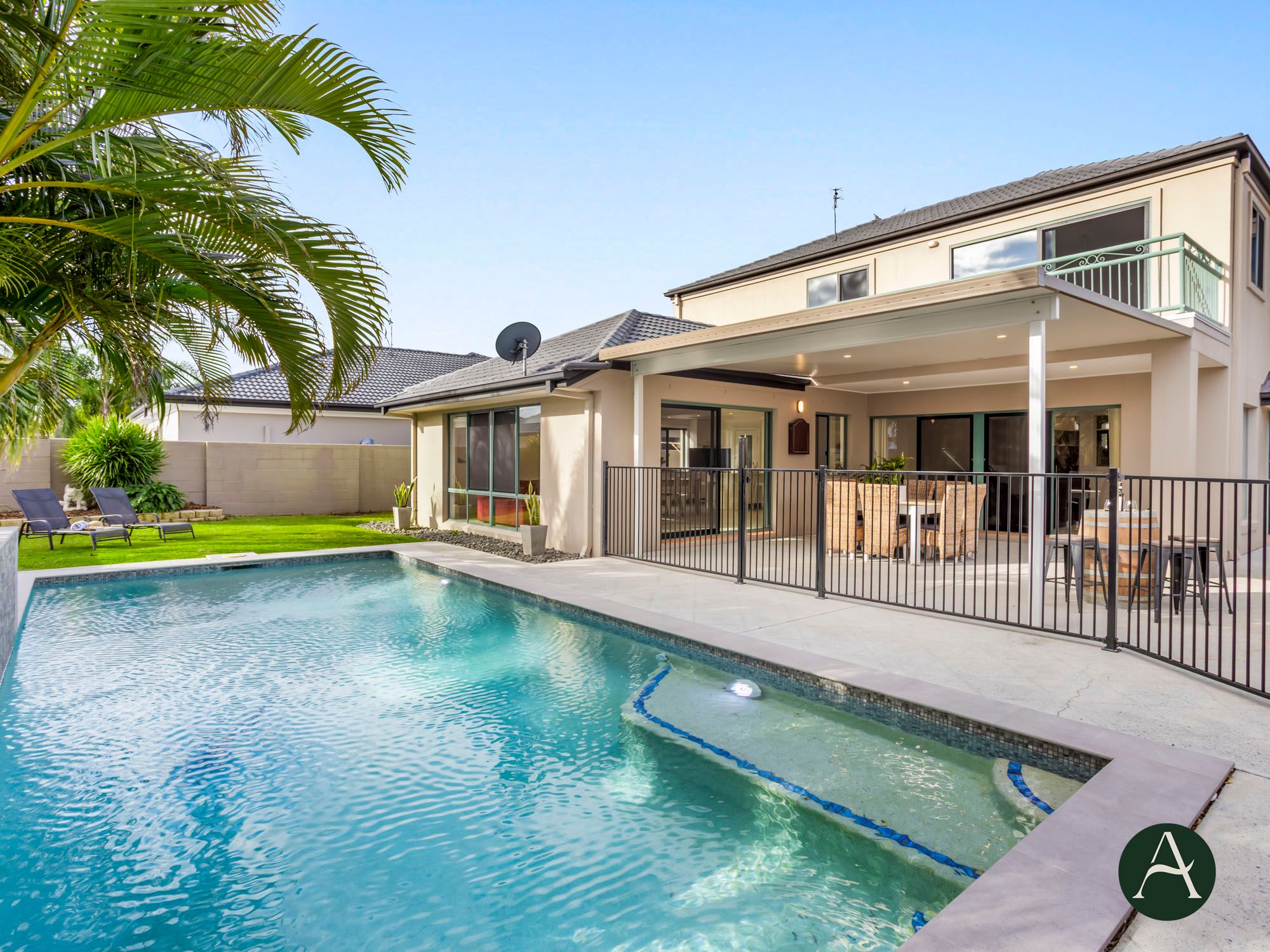 30 John Dalley Drive, Helensvale, QLD 4212