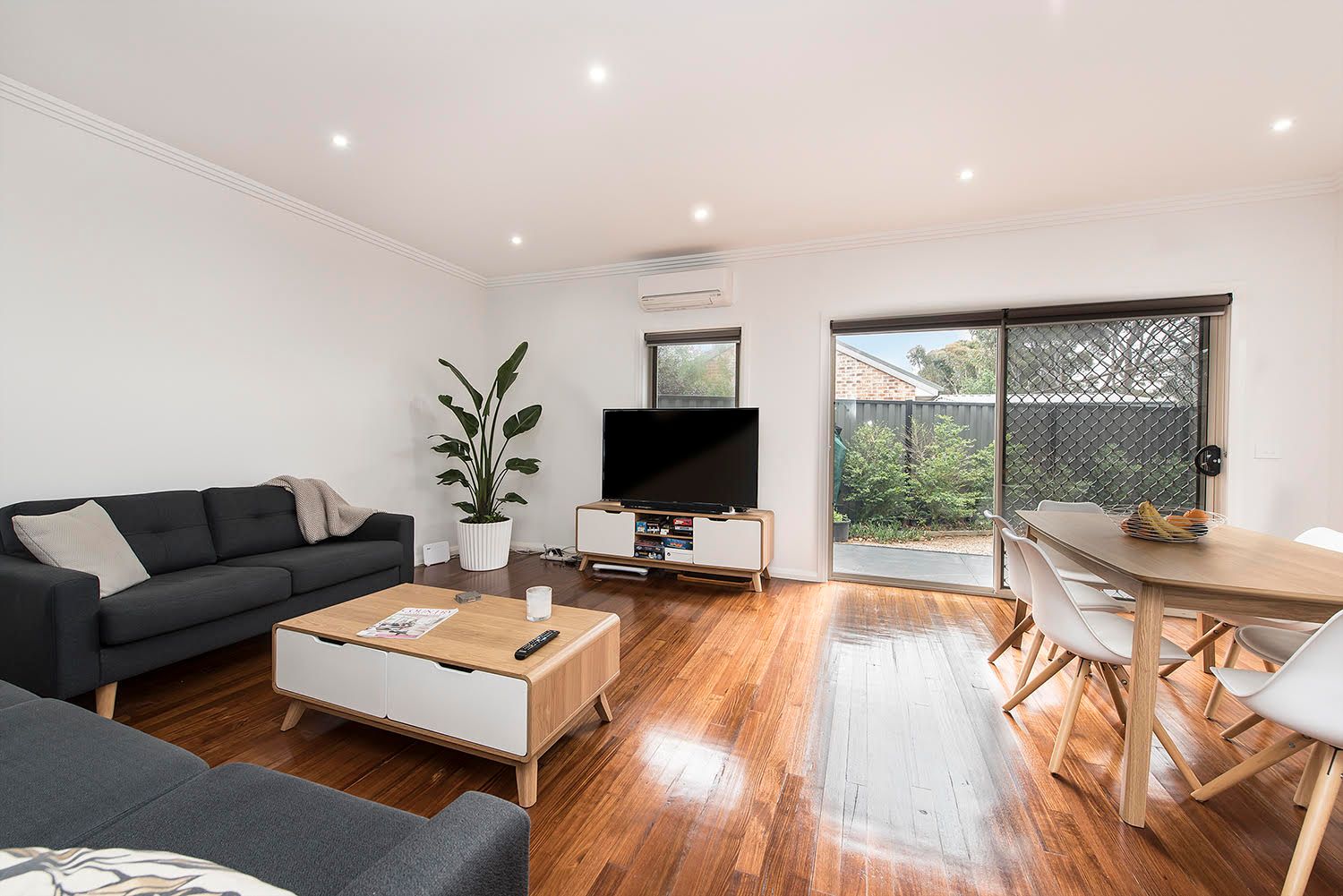 3/8 Lord Place, Braybrook, VIC 3019