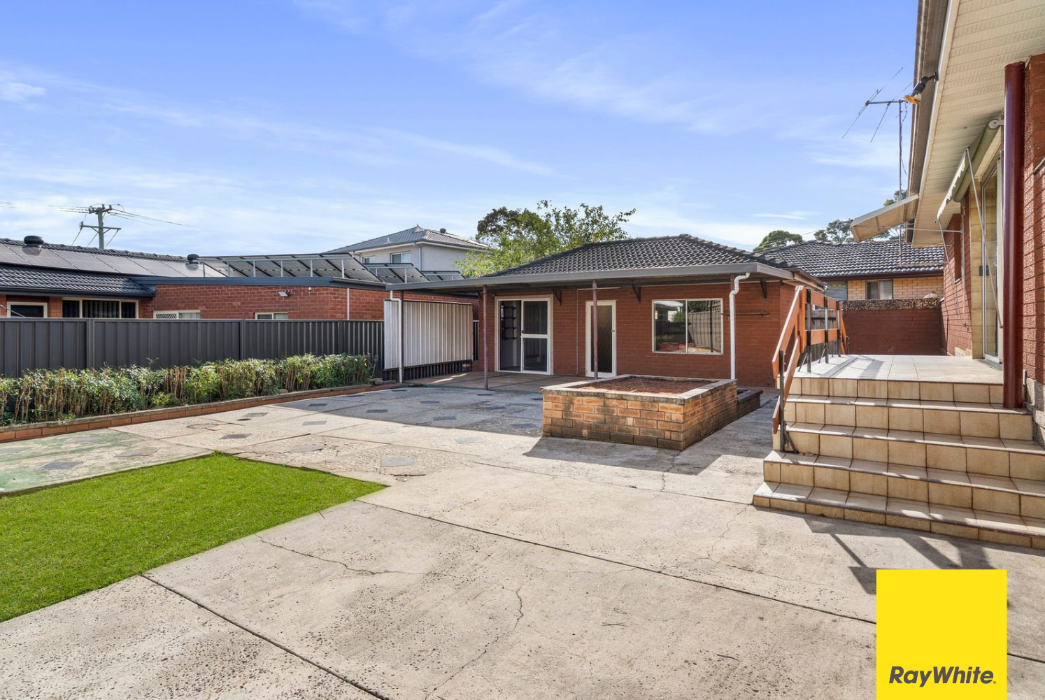 35 Harrow Avenue — photo 13 of 15