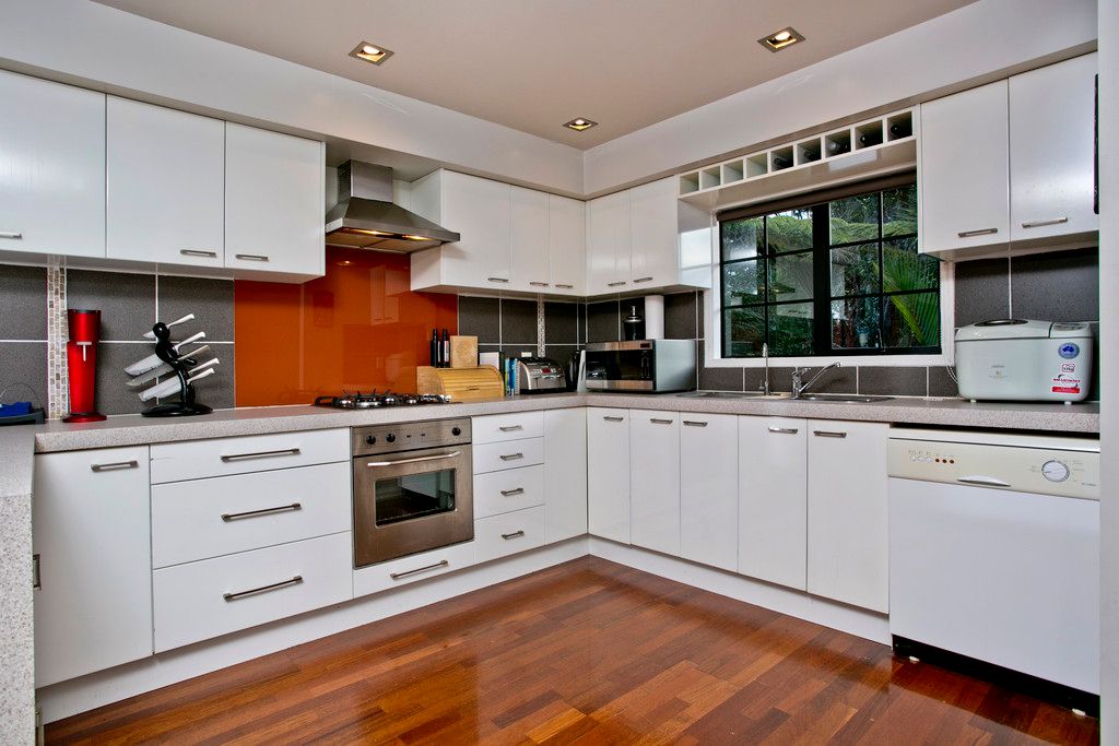 50A Gladys Avenue, Glenfield, North Shore City