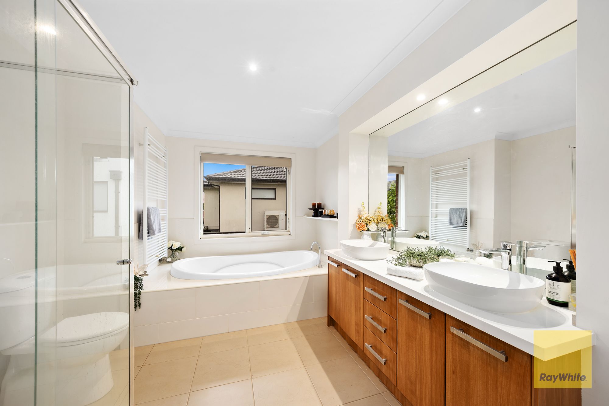 22 Fairbridge Road — photo 24 of 30