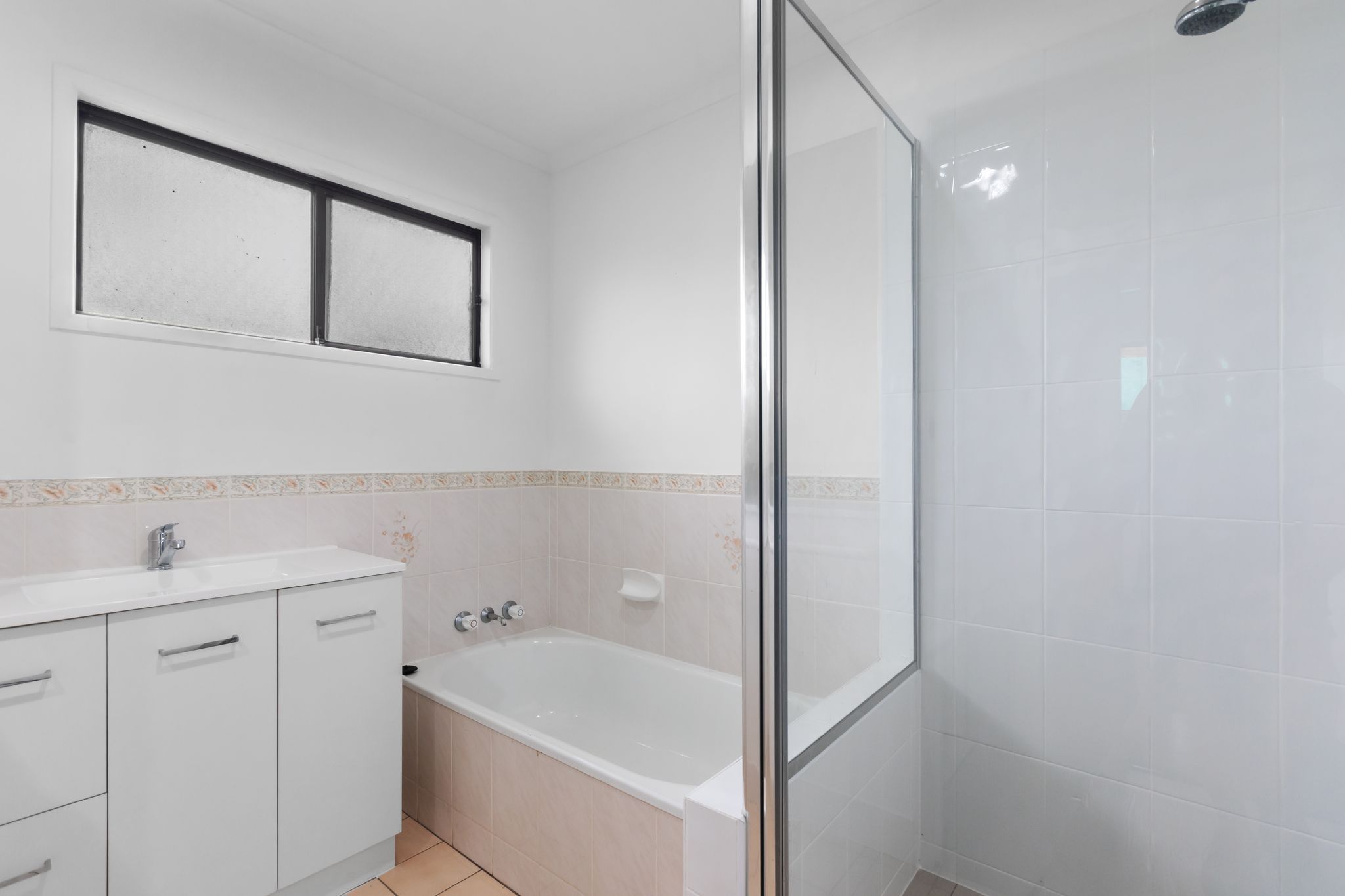 10 Logan Terrace — photo 8 of 12