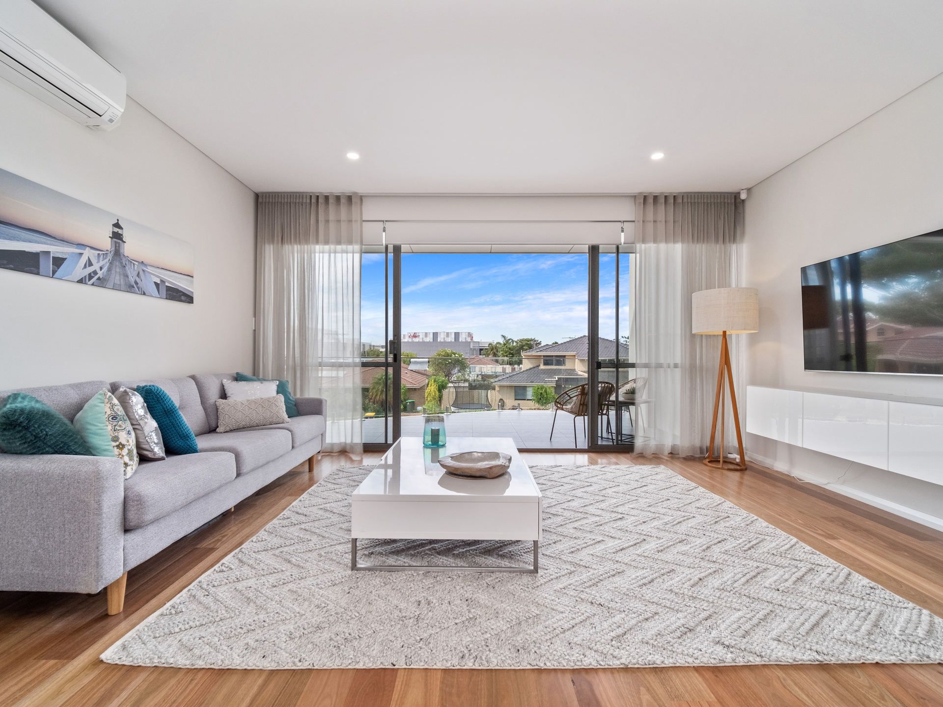 11 Wingala Grove, Kallaroo WA 6025
