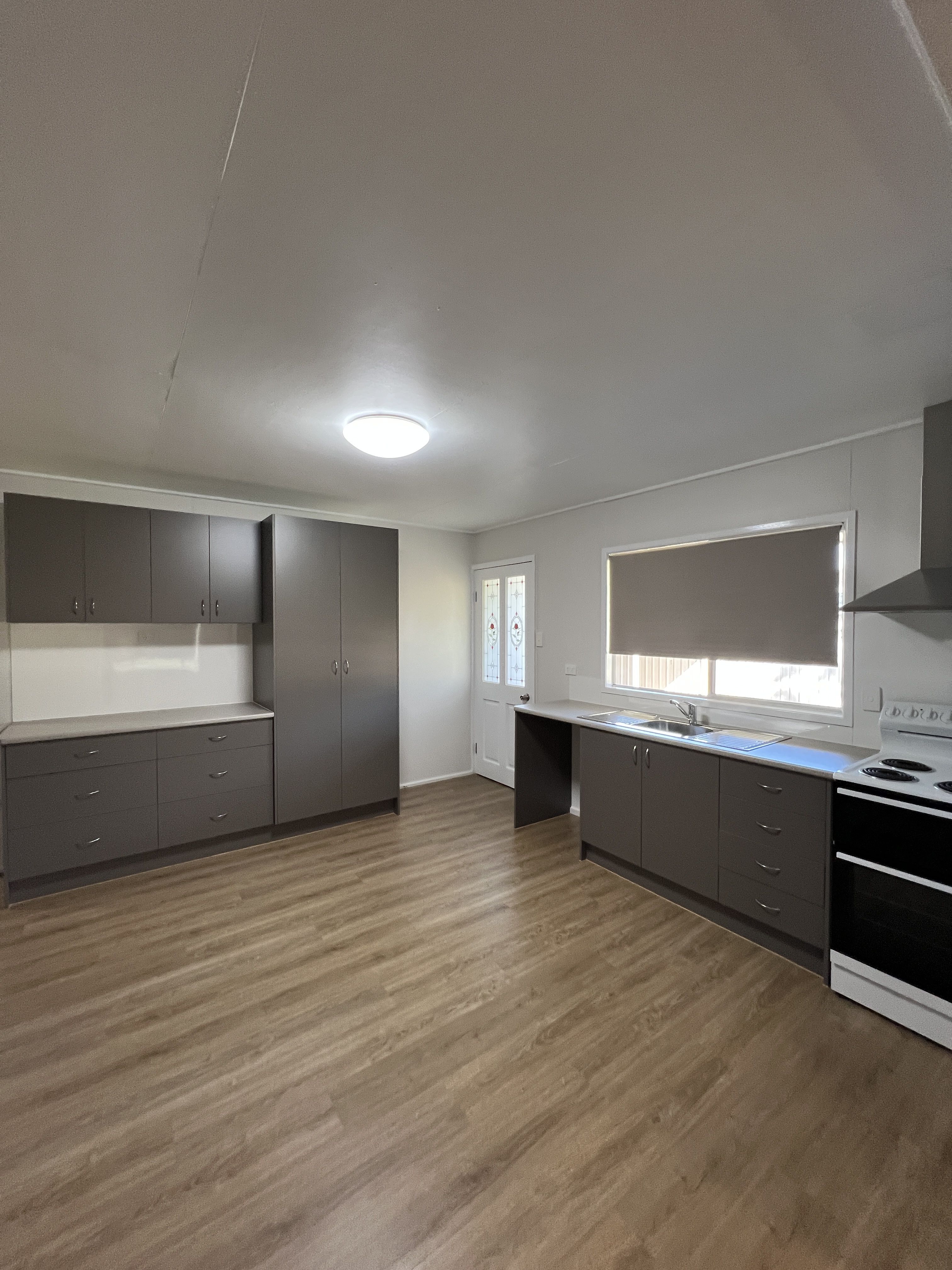 16 Gleeson Street, Crows Nest, QLD 4355