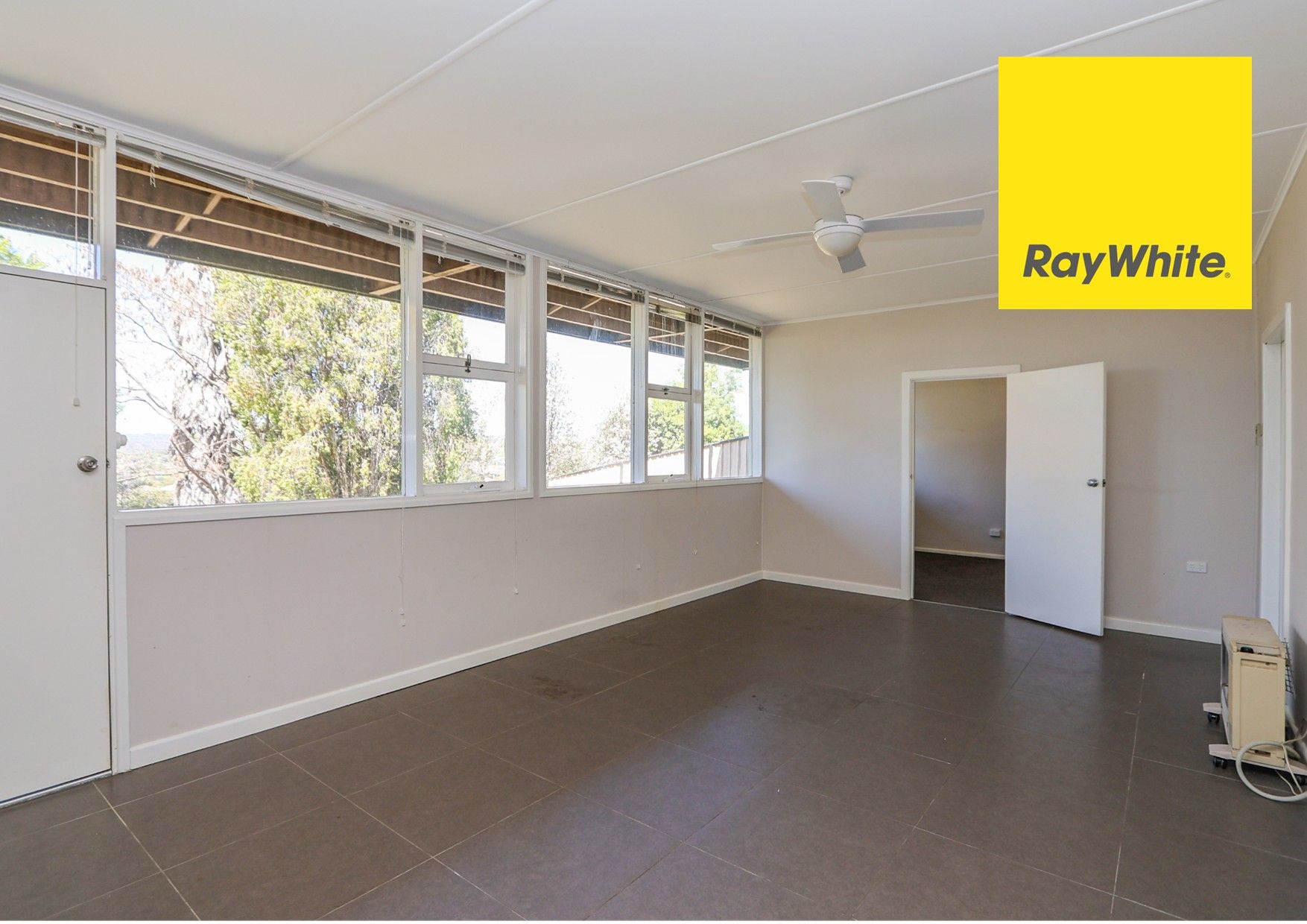 22 Lewin Street — photo 9 of 15
