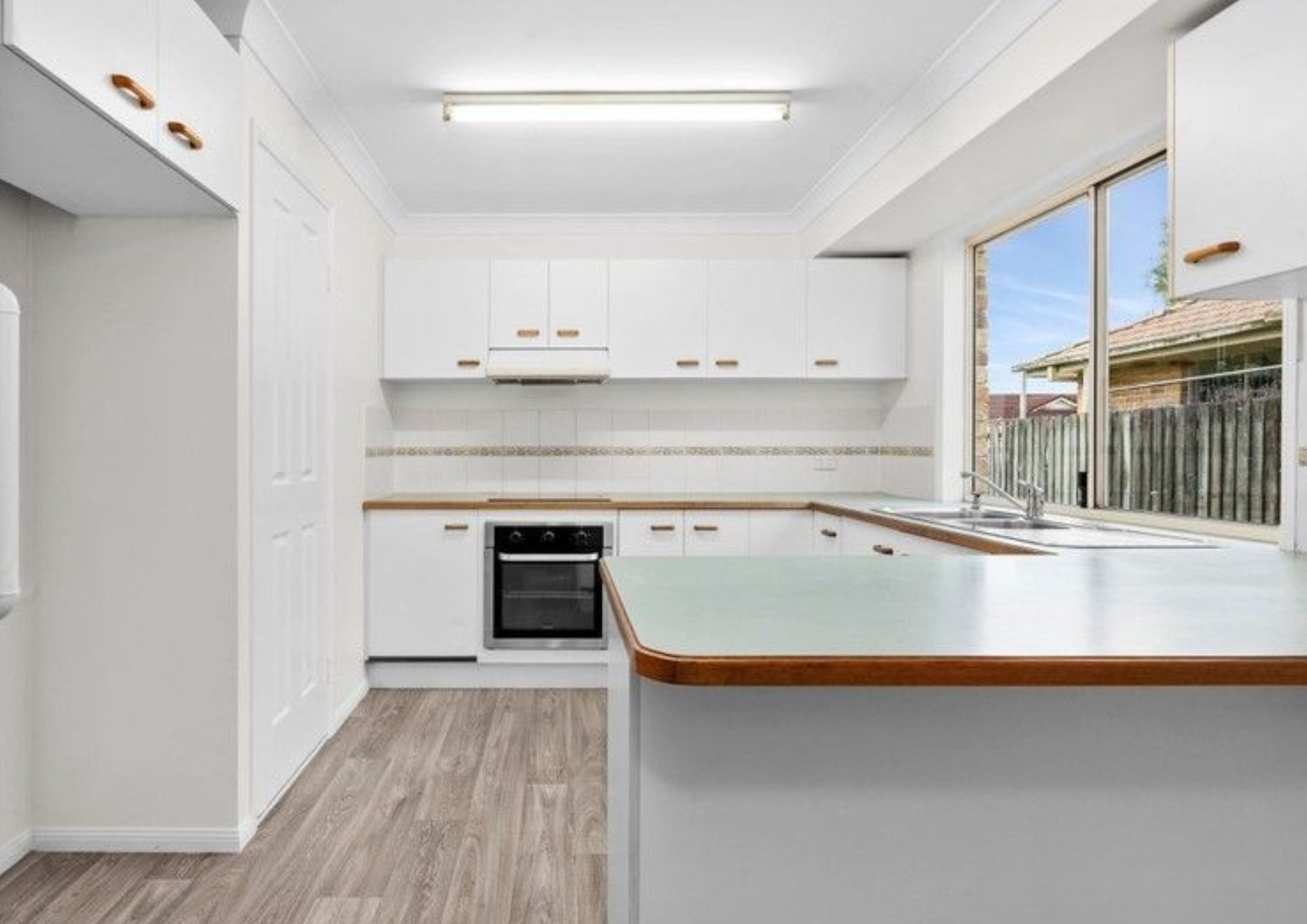 1 Fairview Court, Upper Caboolture, QLD 4510