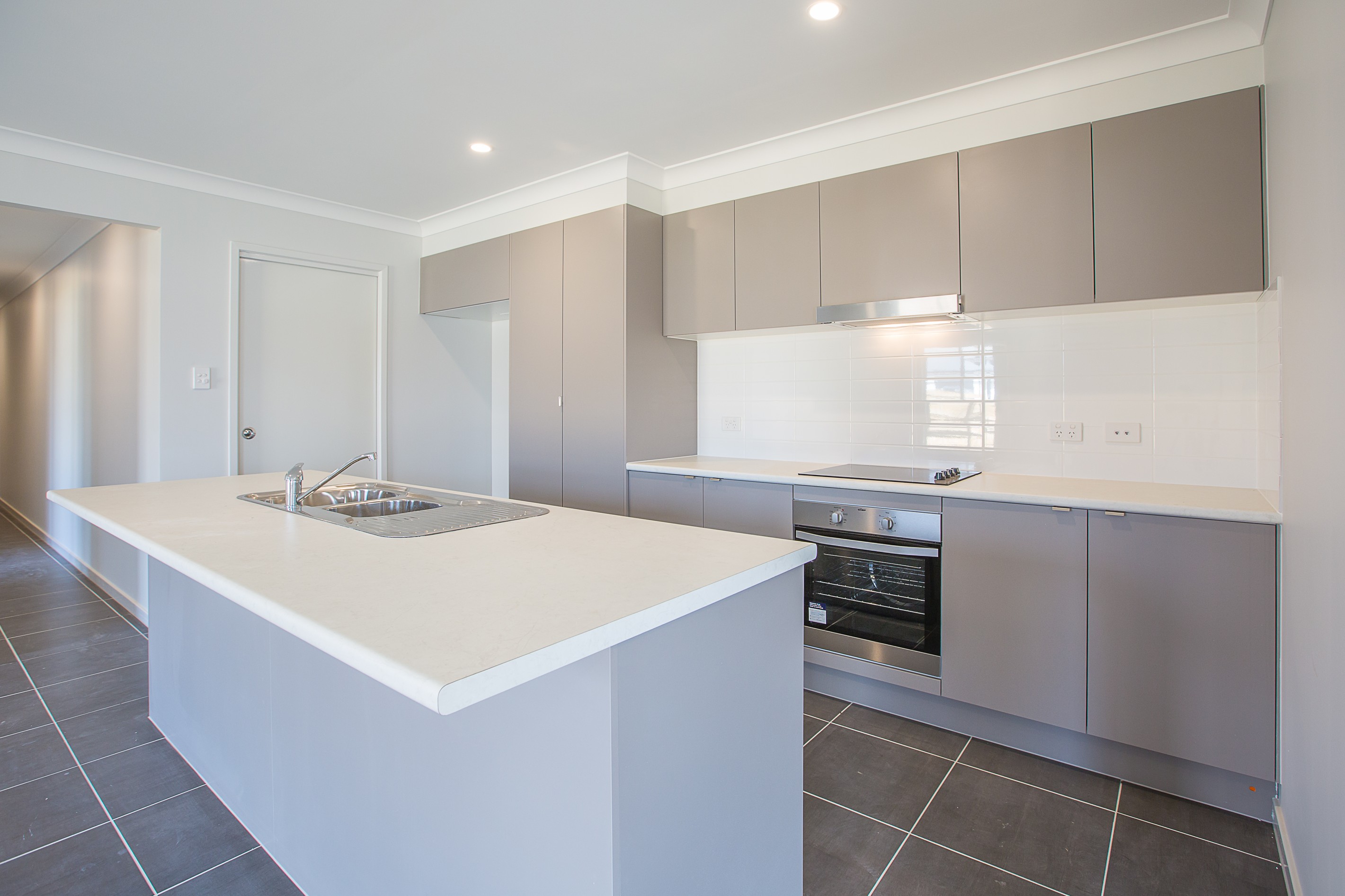 1/1 Matthias Way, Leichhardt, QLD 4305