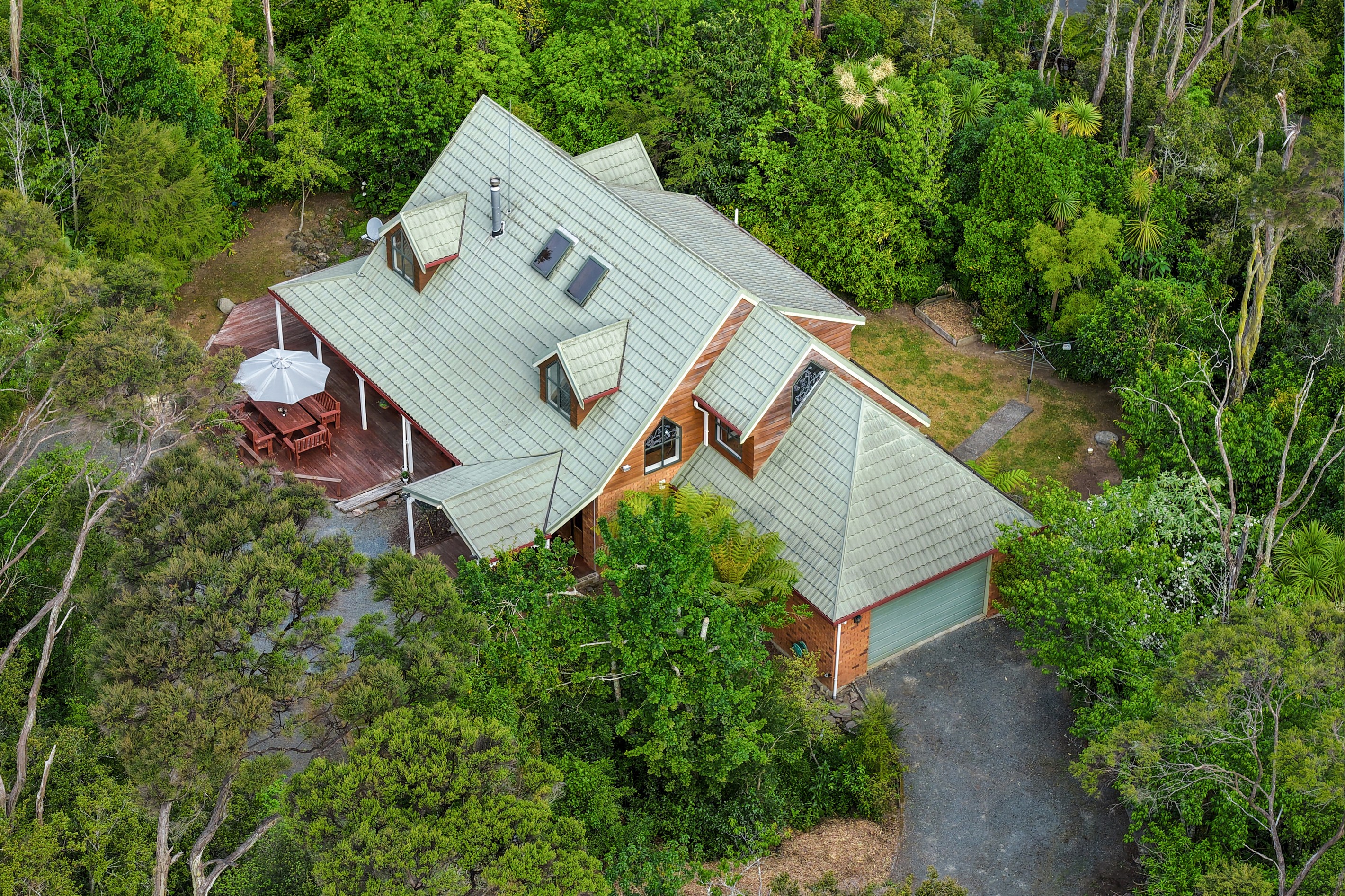 8 Chenery Road, Red Beach, Rodney