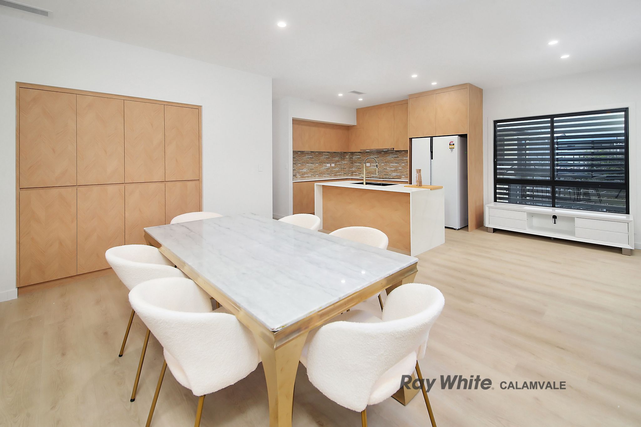 89 Munro Street — photo 6 of 29